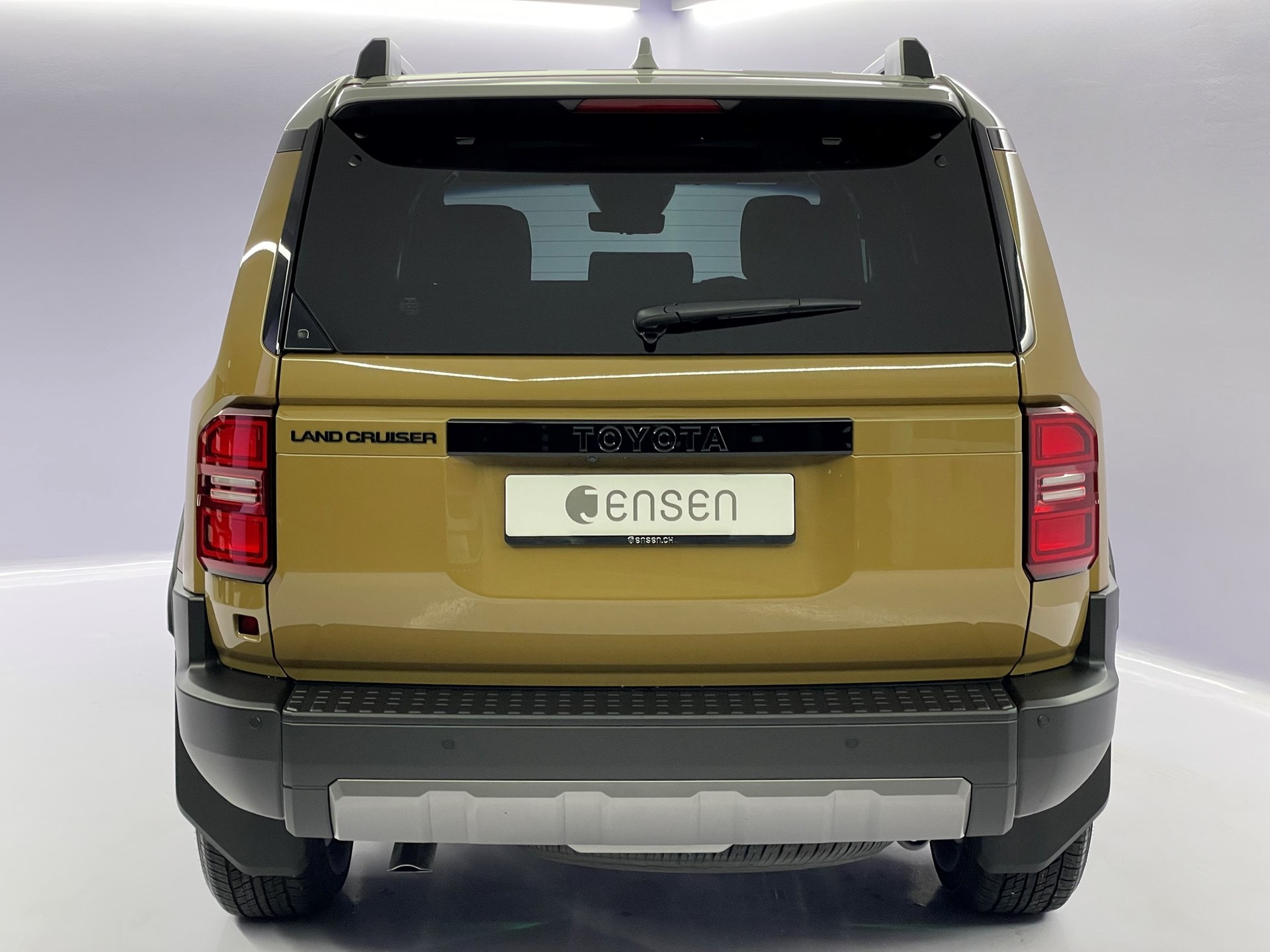 TOYOTA Land Cruiser 2.8 D 230 First Edition AWD-showroom-element-3