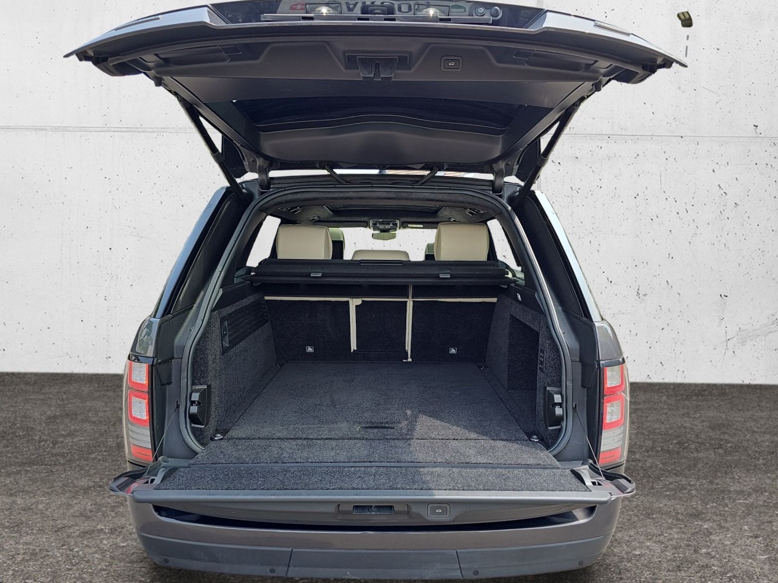 LAND ROVER Range Rover LWB 5.0 V8 SC Autobiography Automatic-image-6
