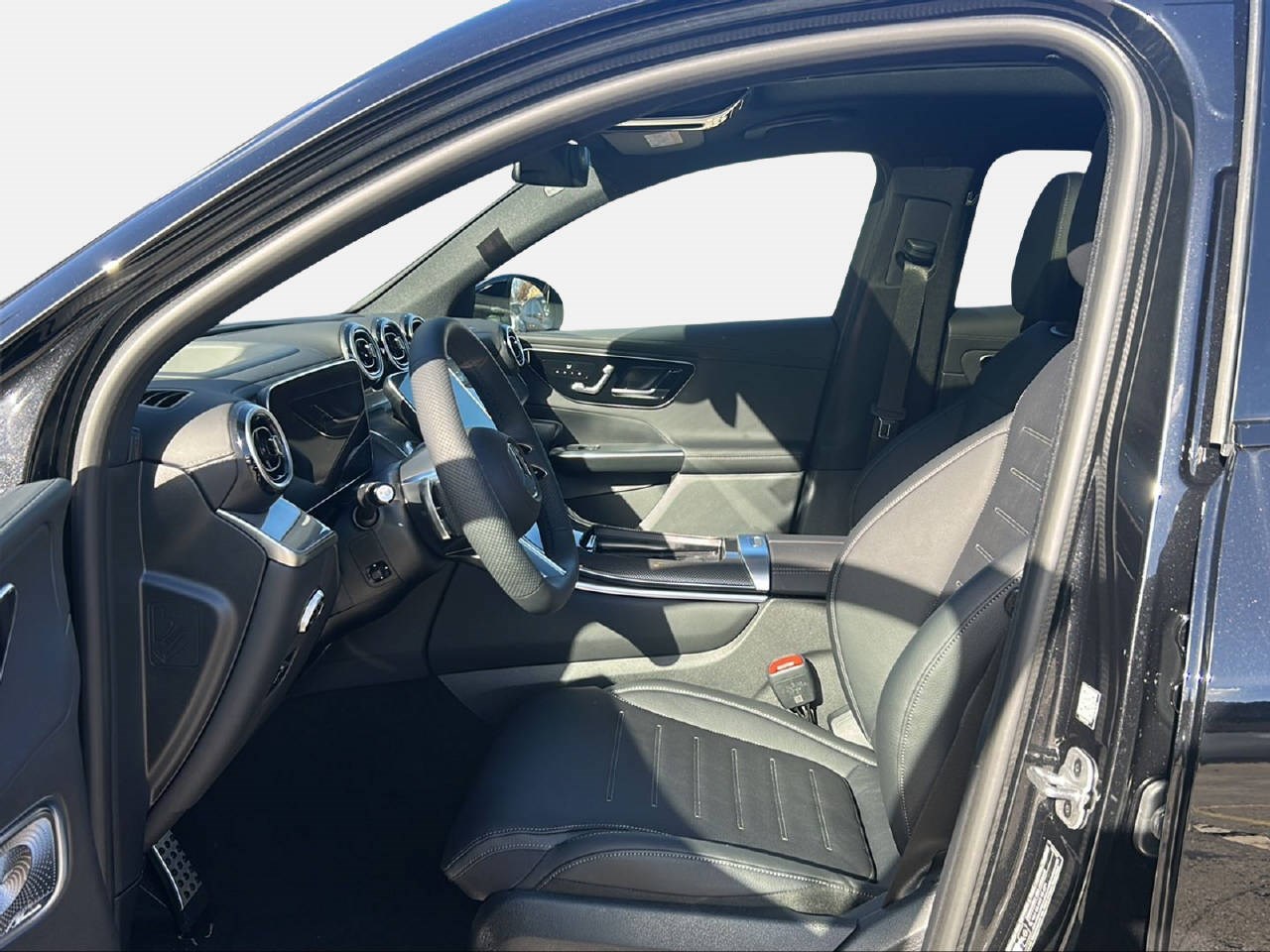MERCEDES-BENZ GLC 400 e AMG Line 4matic Coupé-image-8