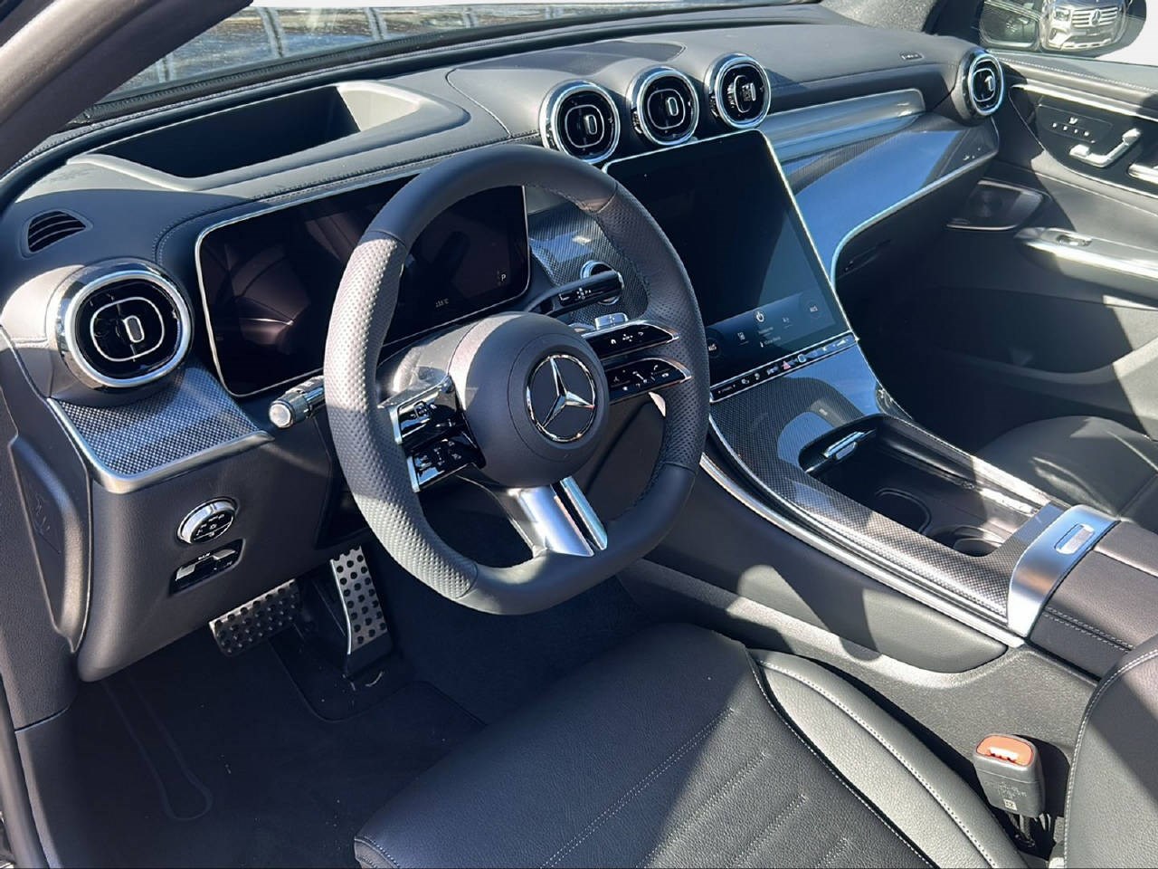 MERCEDES-BENZ GLC 400 e AMG Line 4matic Coupé-image-9