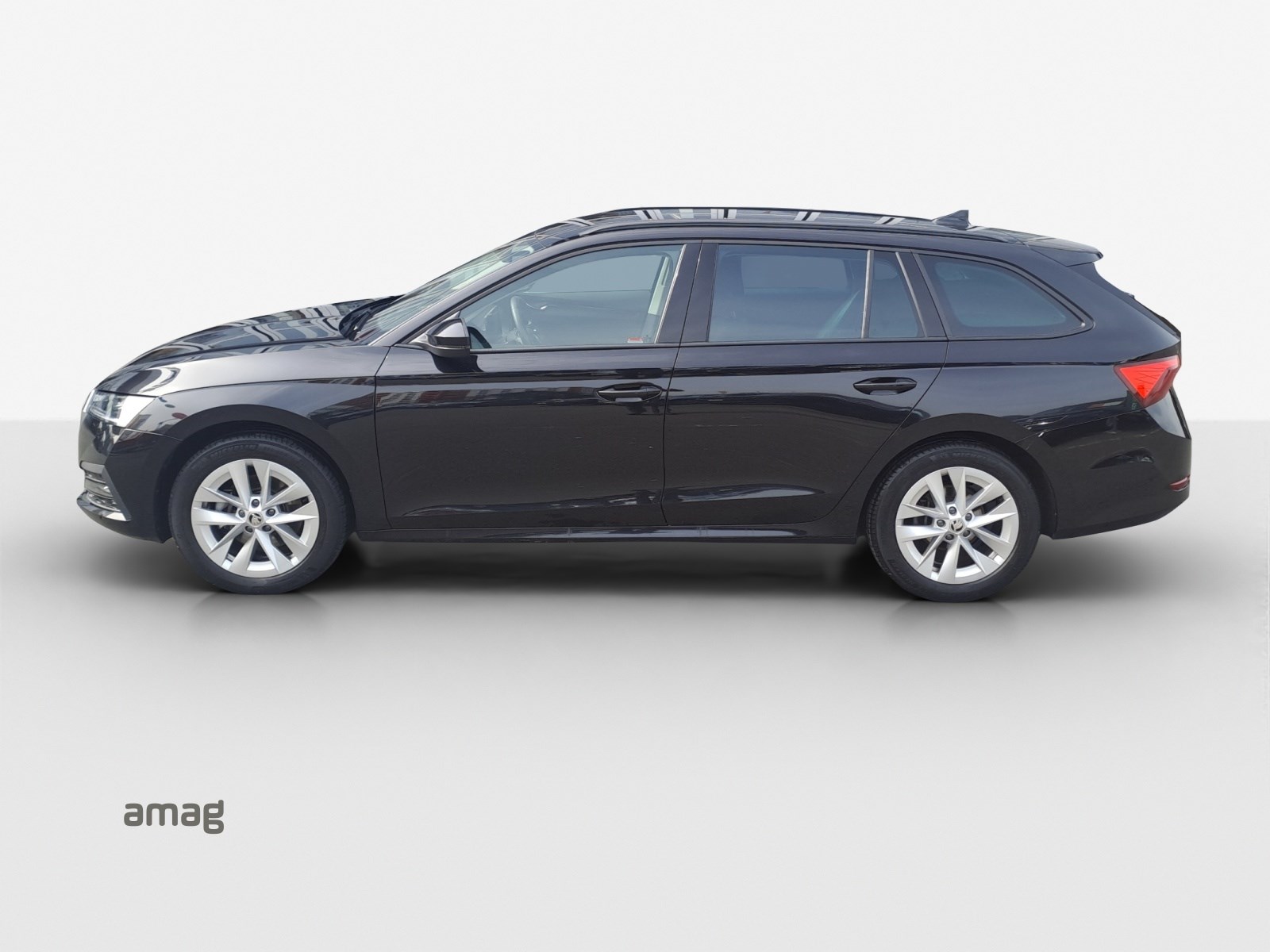 SKODA Octavia Combi 2.0 TSI Ambition DSG 4x4-showroom-element-1
