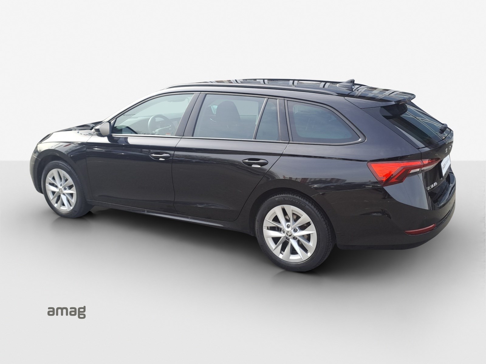 SKODA Octavia Combi 2.0 TSI Ambition DSG 4x4-showroom-element-2