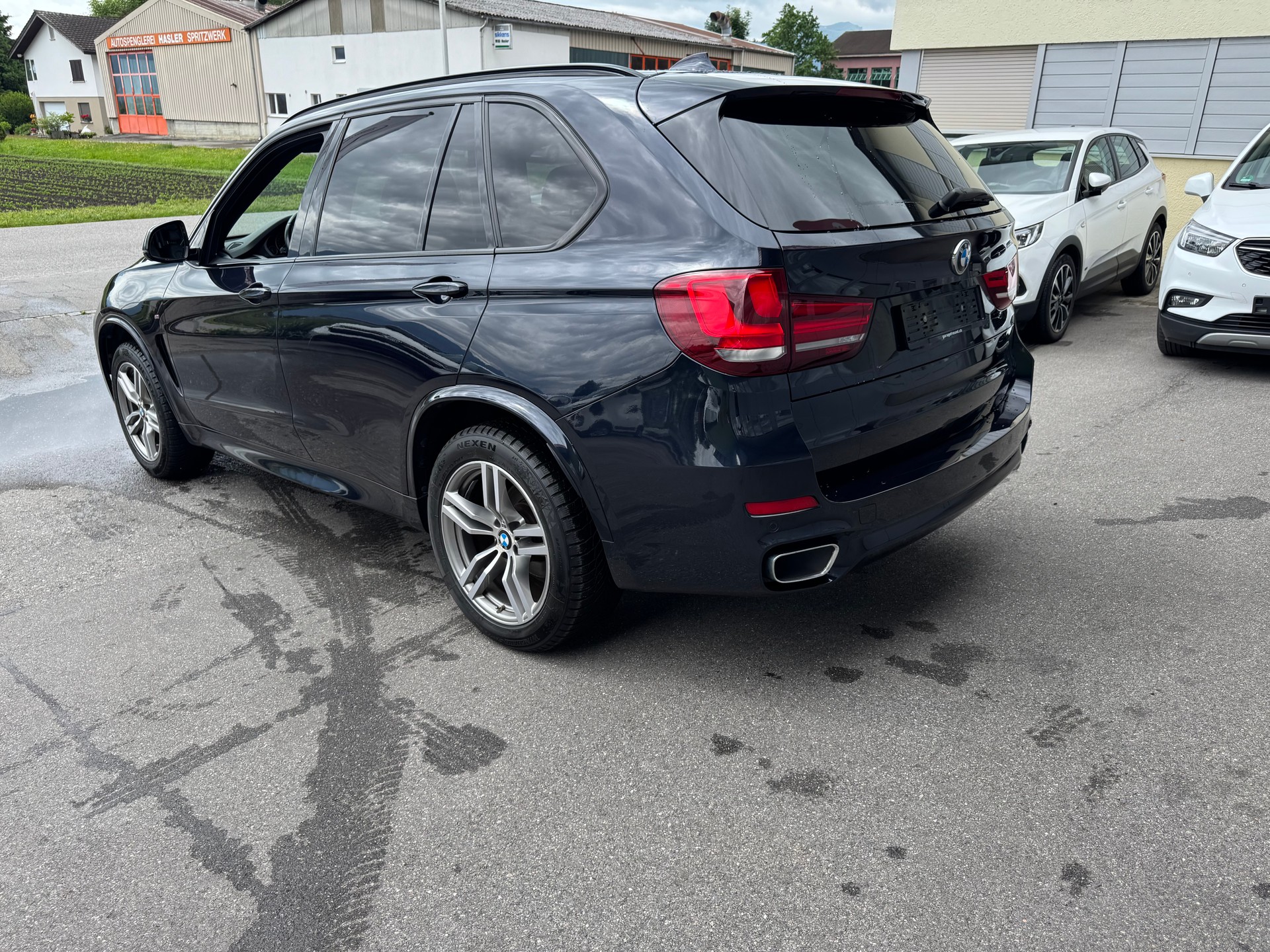 BMW X5 xDrive M-Sport 30d Steptronic-showroom-element-3