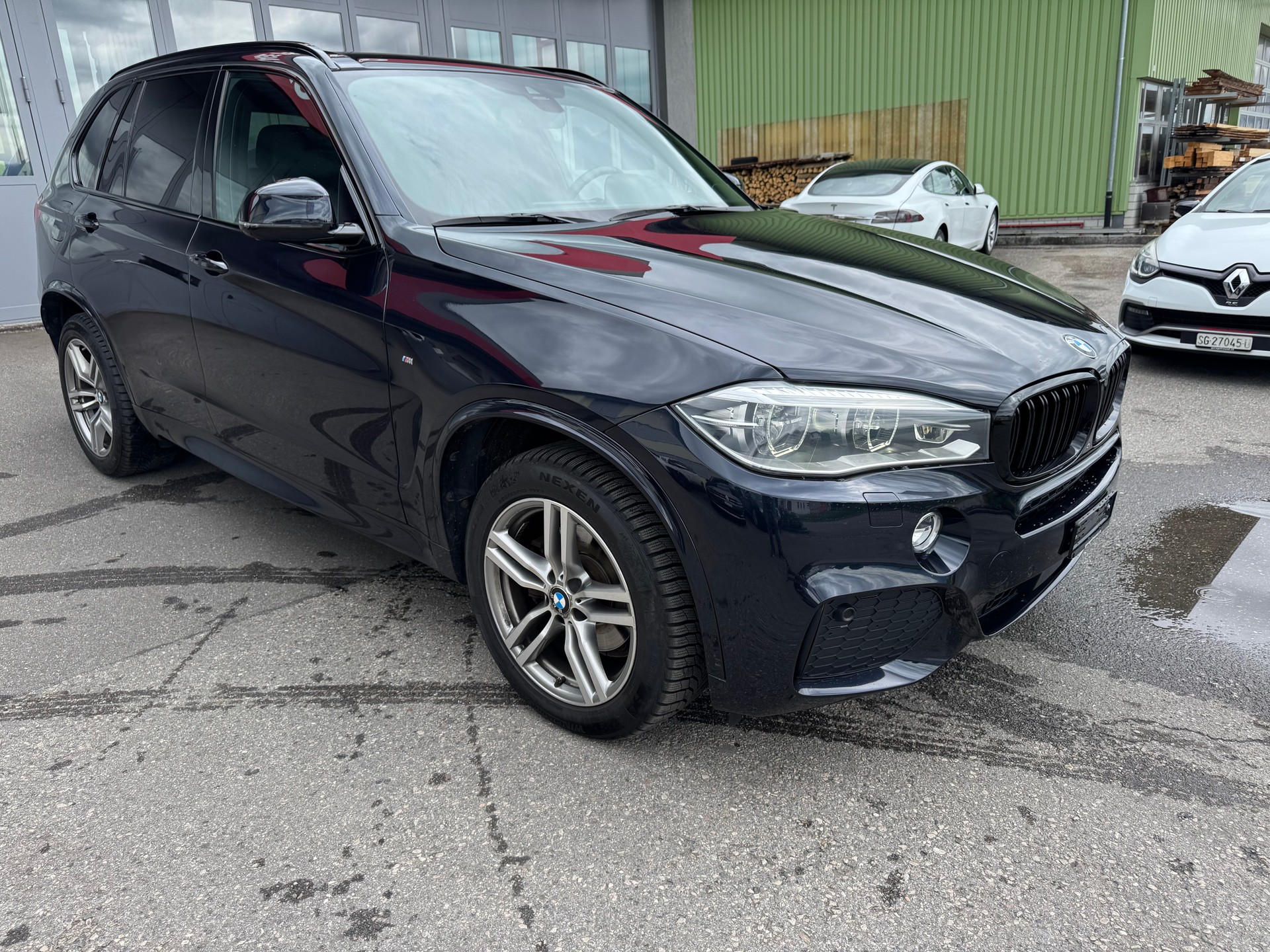 BMW X5 xDrive M-Sport 30d Steptronic-showroom-element-1