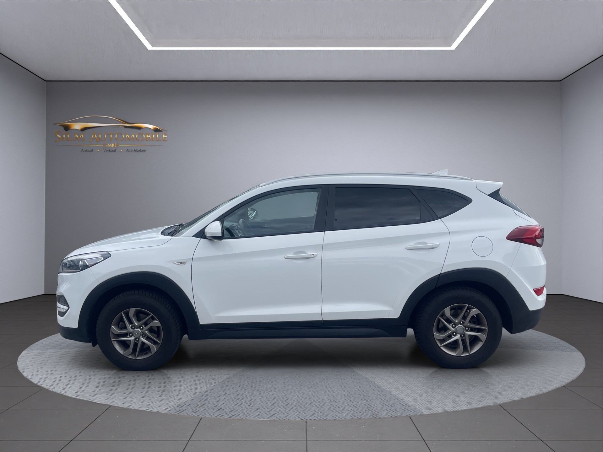 HYUNDAI Tucson 1.7 CRDI Origo 2WD-showroom-element-3