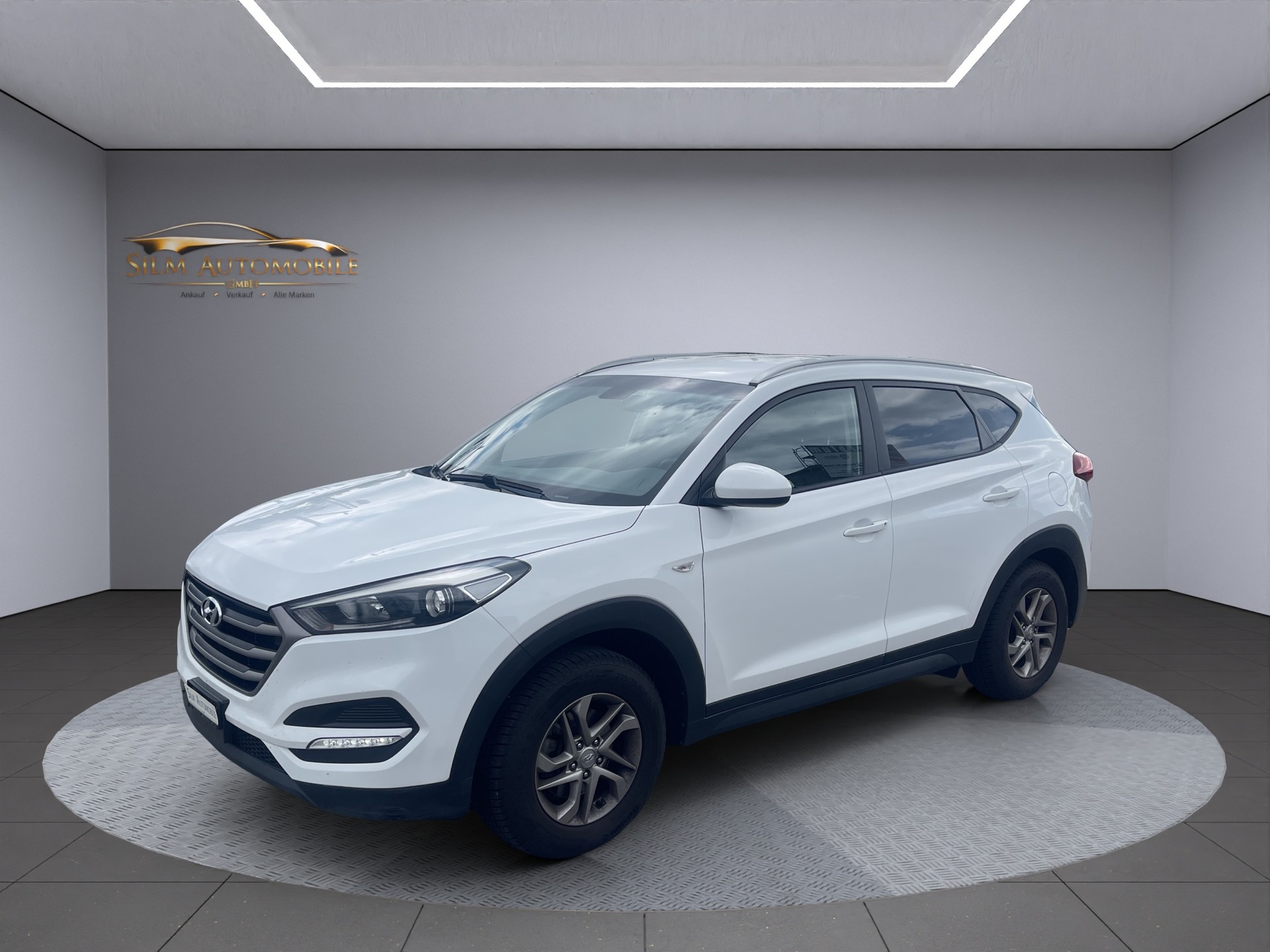 HYUNDAI Tucson 1.7 CRDI Origo 2WD-showroom-element-1