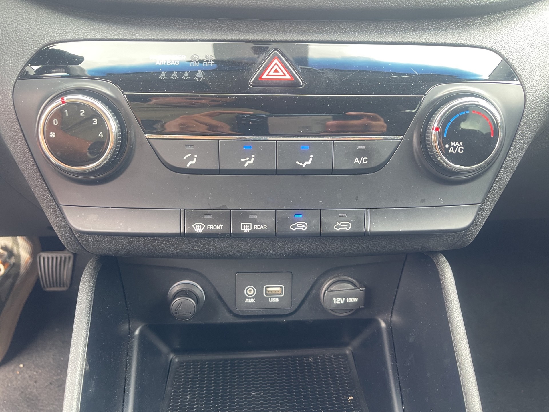 HYUNDAI Tucson 1.7 CRDI Origo 2WD-image-18