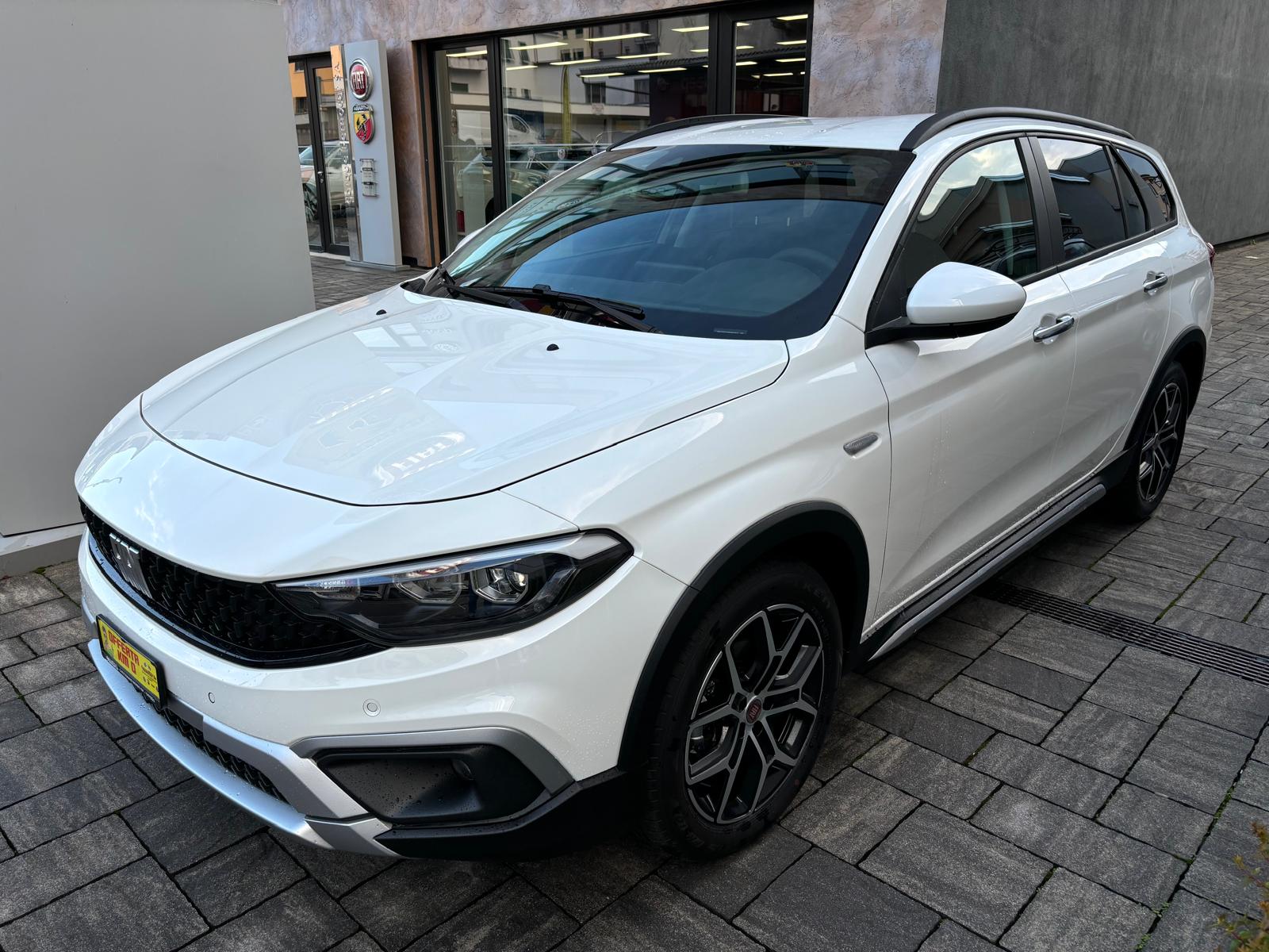 FIAT Tipo 1.5 Hybrid Station (Kombi) Fiat FIAT Tipo 1.5 Hybrid Station (Kombi)