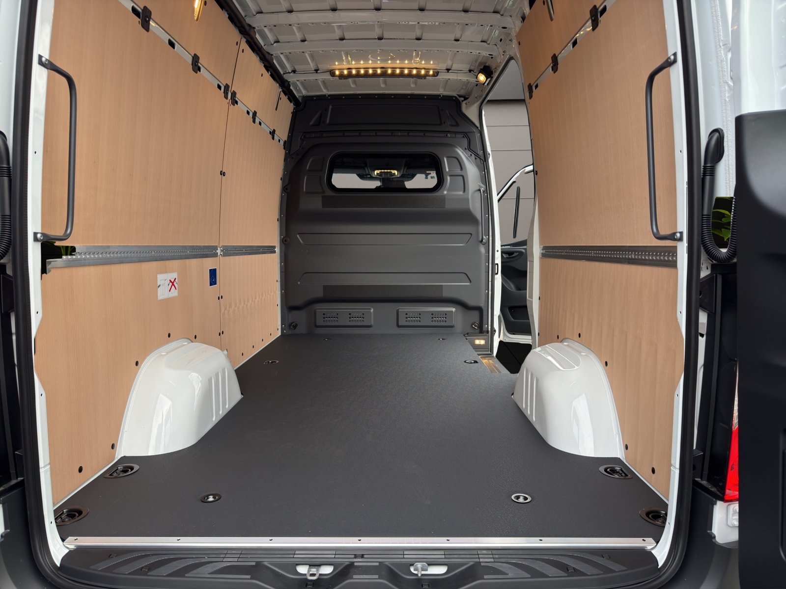 Image MERCEDES-BENZ SPRINTER Esprinter 320 KA 3665mm