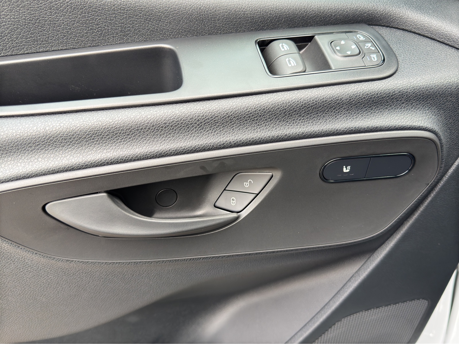 Image MERCEDES-BENZ SPRINTER Esprinter 320 KA 3665mm