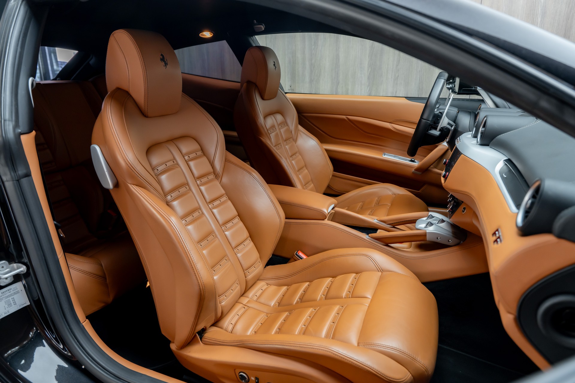 FERRARI FF Ferrari Power Garantie bis 07.26-showroom-element-3