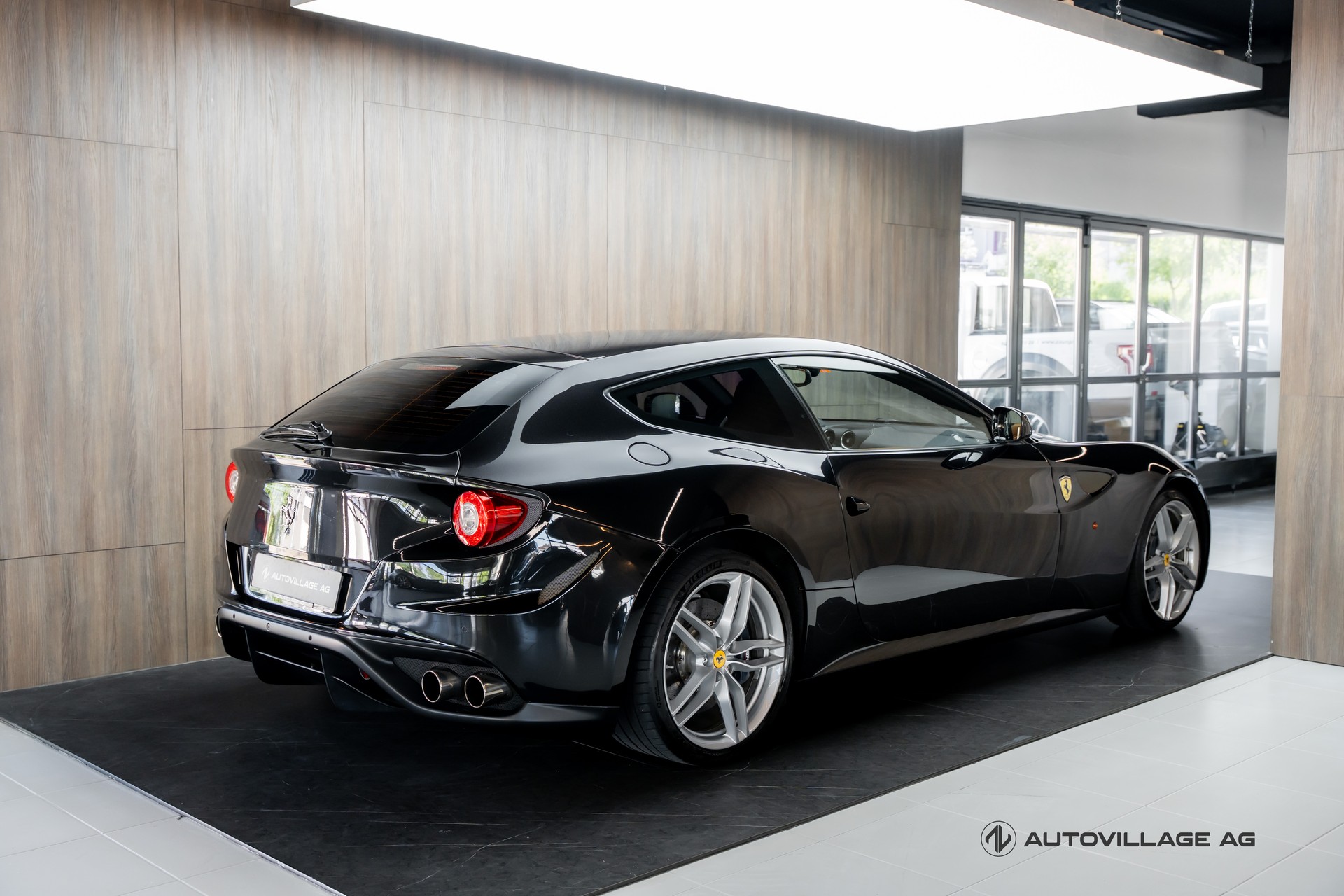FERRARI FF Ferrari Power Garantie bis 07.26-showroom-element-1