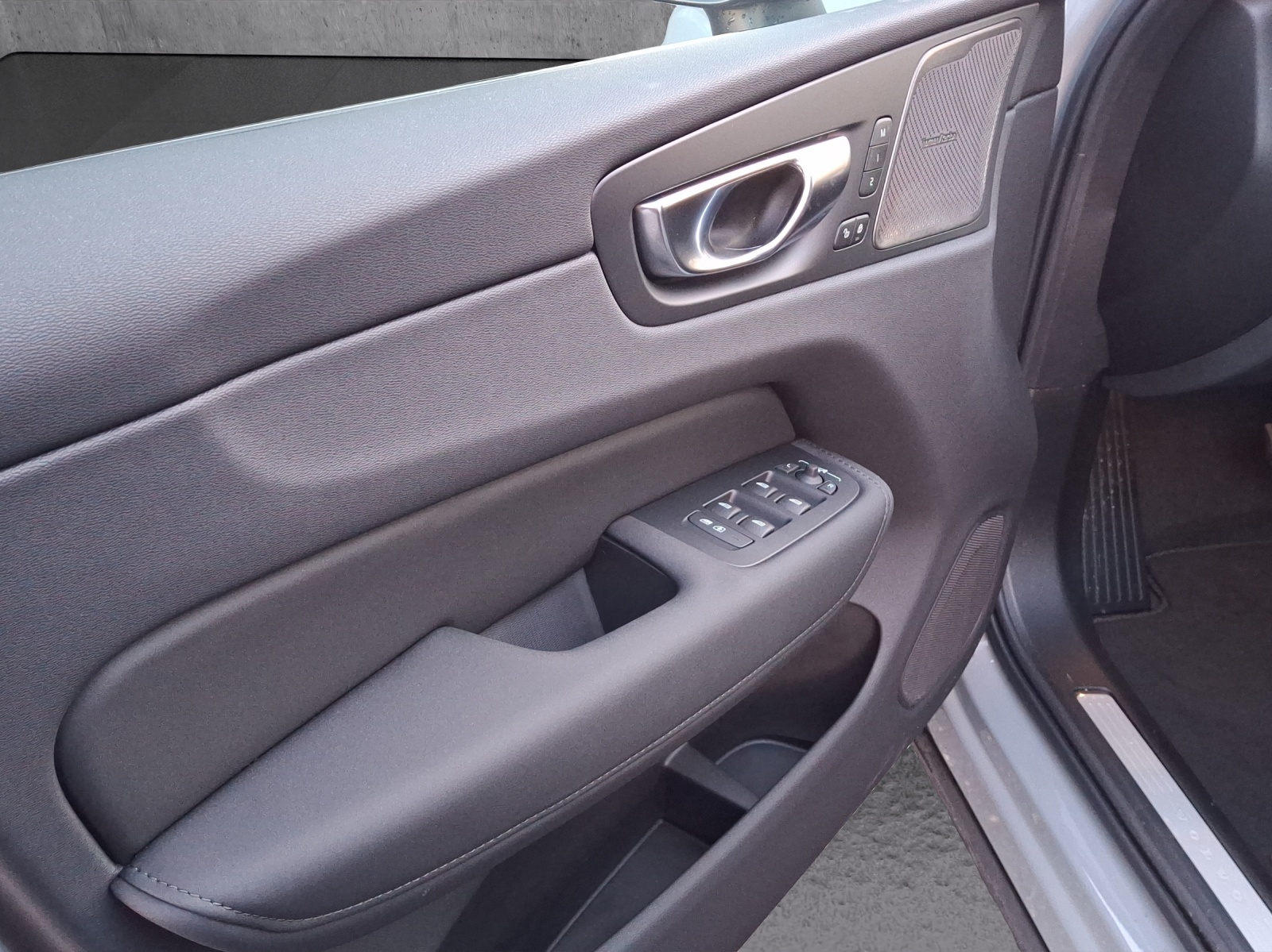 Image VOLVO XC60 XC60 T6 eAWD PluginHybrid Plus Dark Geartronic