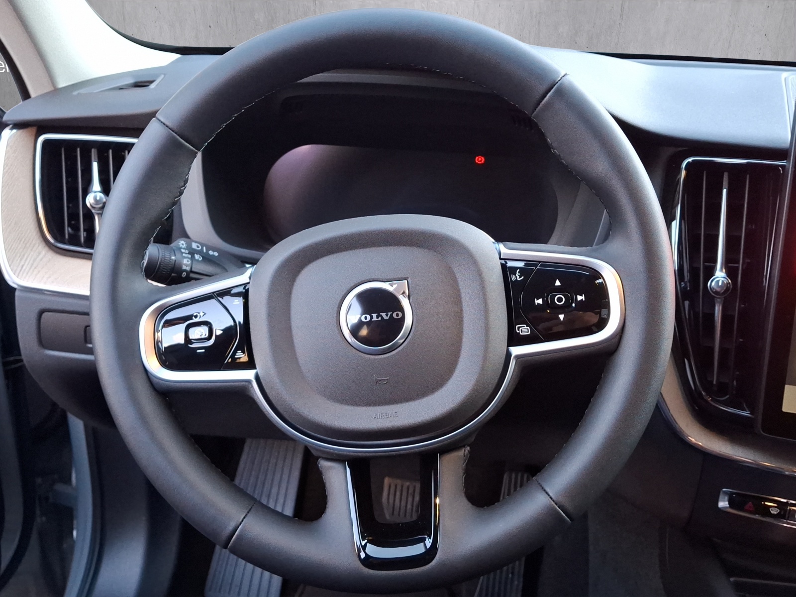 Image VOLVO XC60 XC60 T6 eAWD PluginHybrid Plus Dark Geartronic