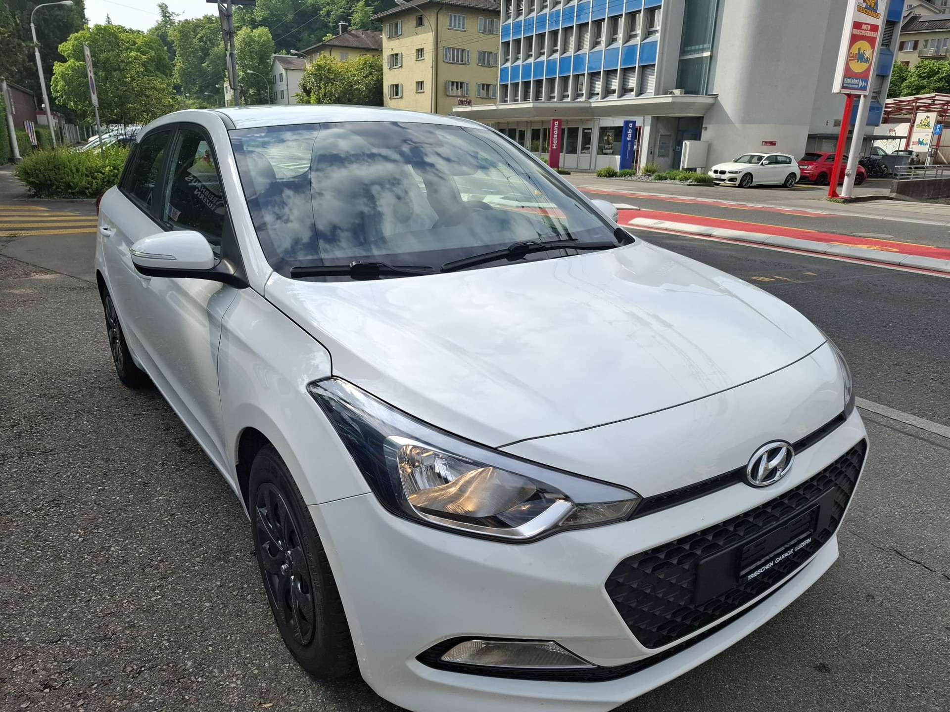 HYUNDAI i20 1.2 exxtra-showroom-element-3