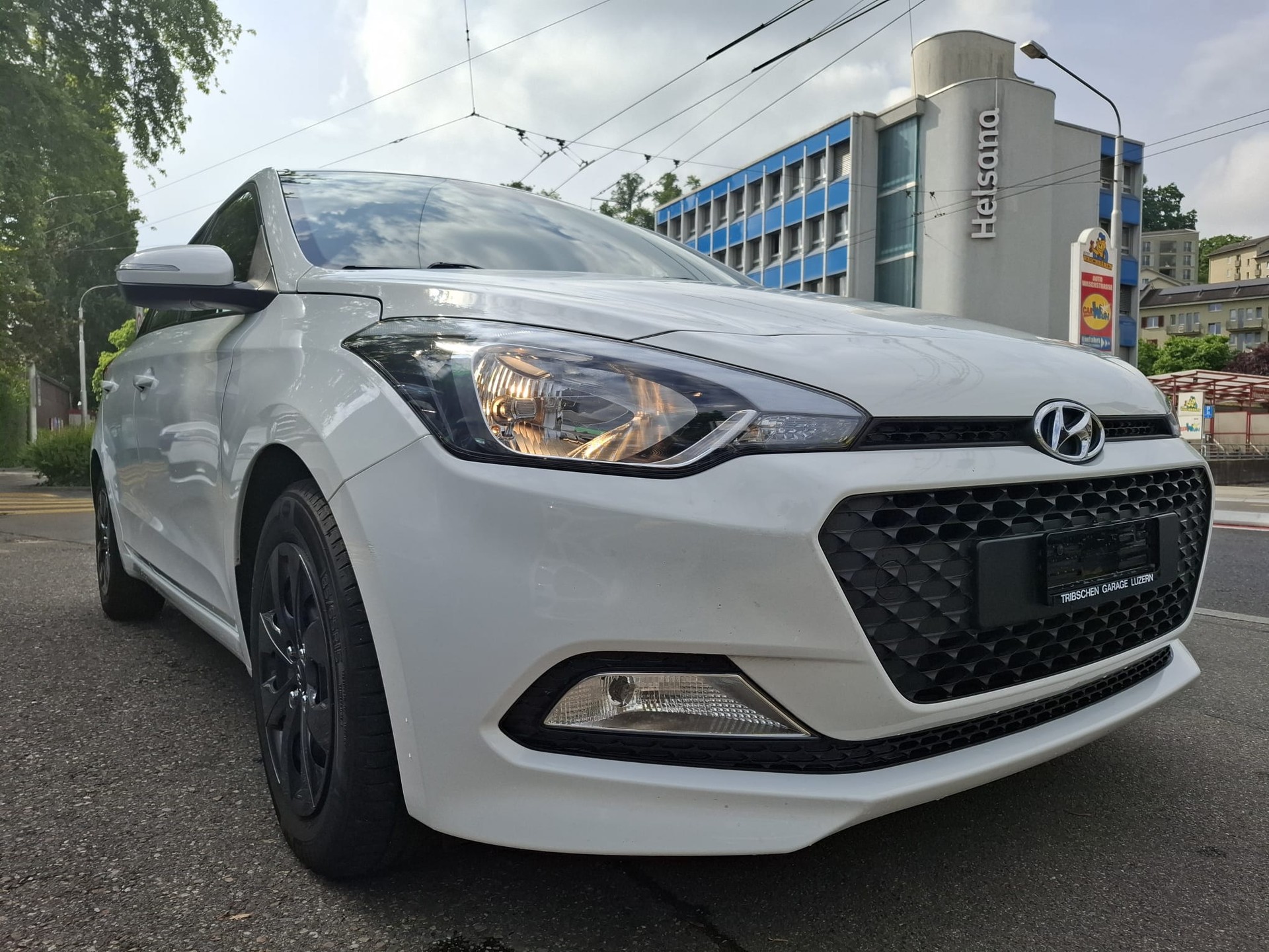 HYUNDAI i20 1.2 exxtra-showroom-element-1