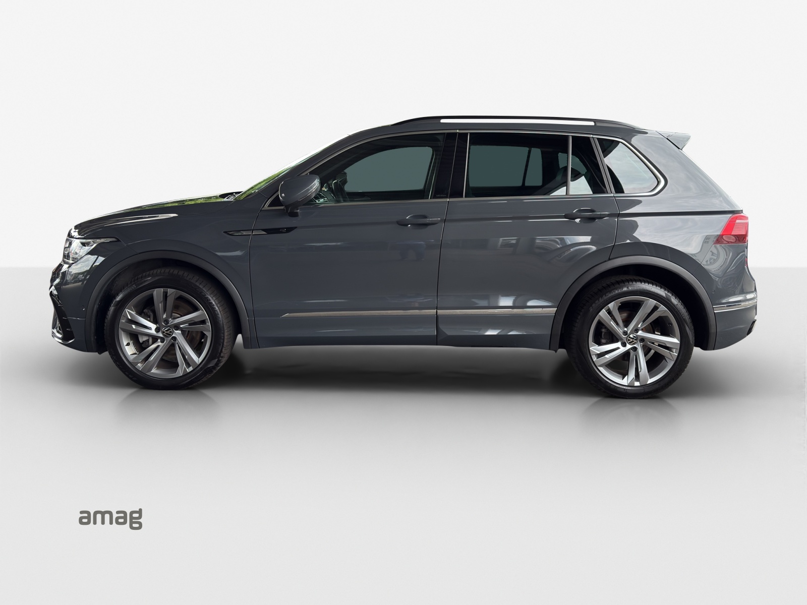 VW Tiguan 2.0TSI R-Line 4Motion DSG-showroom-element-1