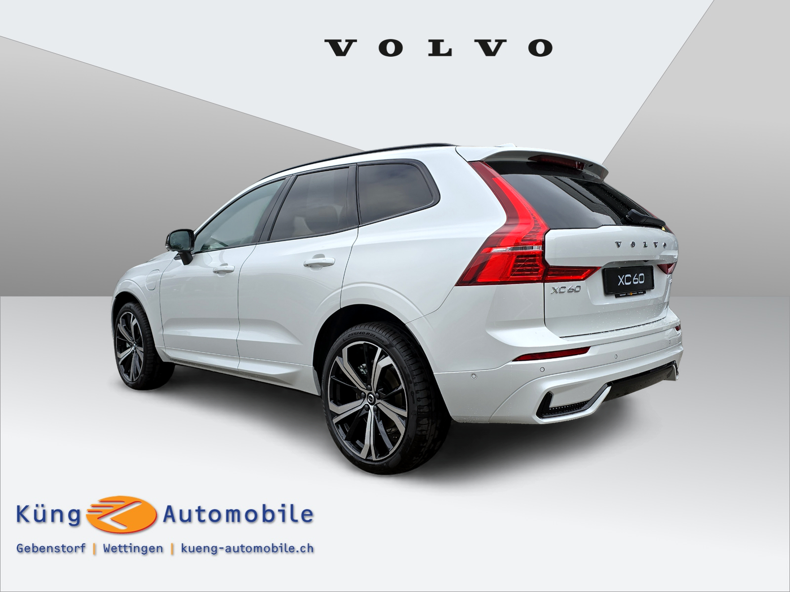 VOLVO XC60 T8 eAWD PluginHybrid XCENTRIC Ultra Dark eAWD-showroom-element-2