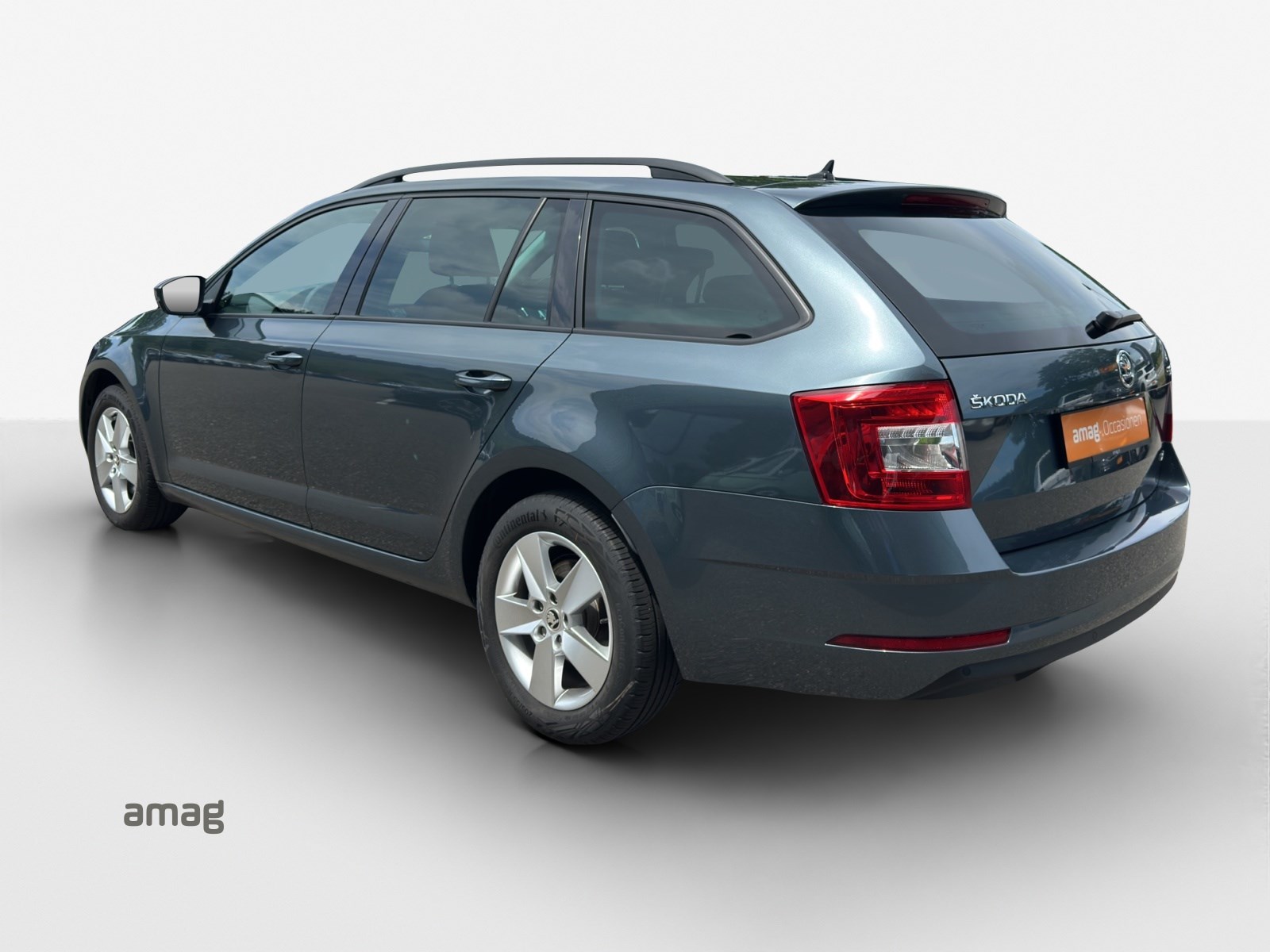 SKODA Octavia Combi 2.0 TSI Ambition 4x4 DSG-showroom-element-2