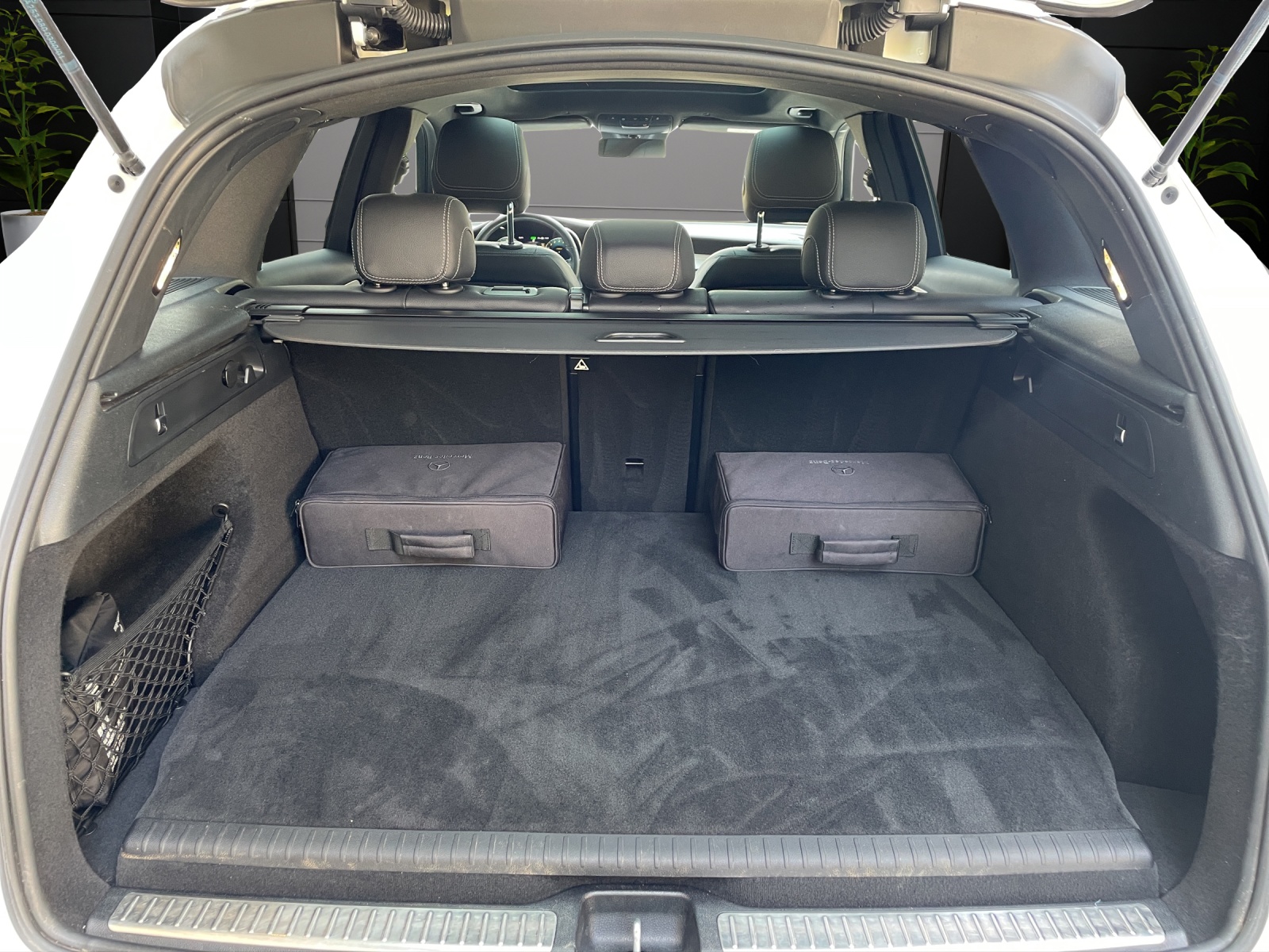 Image MERCEDES-BENZ GLC-300 GLC 300 e AMG Line 4Matic 9G-Tronic