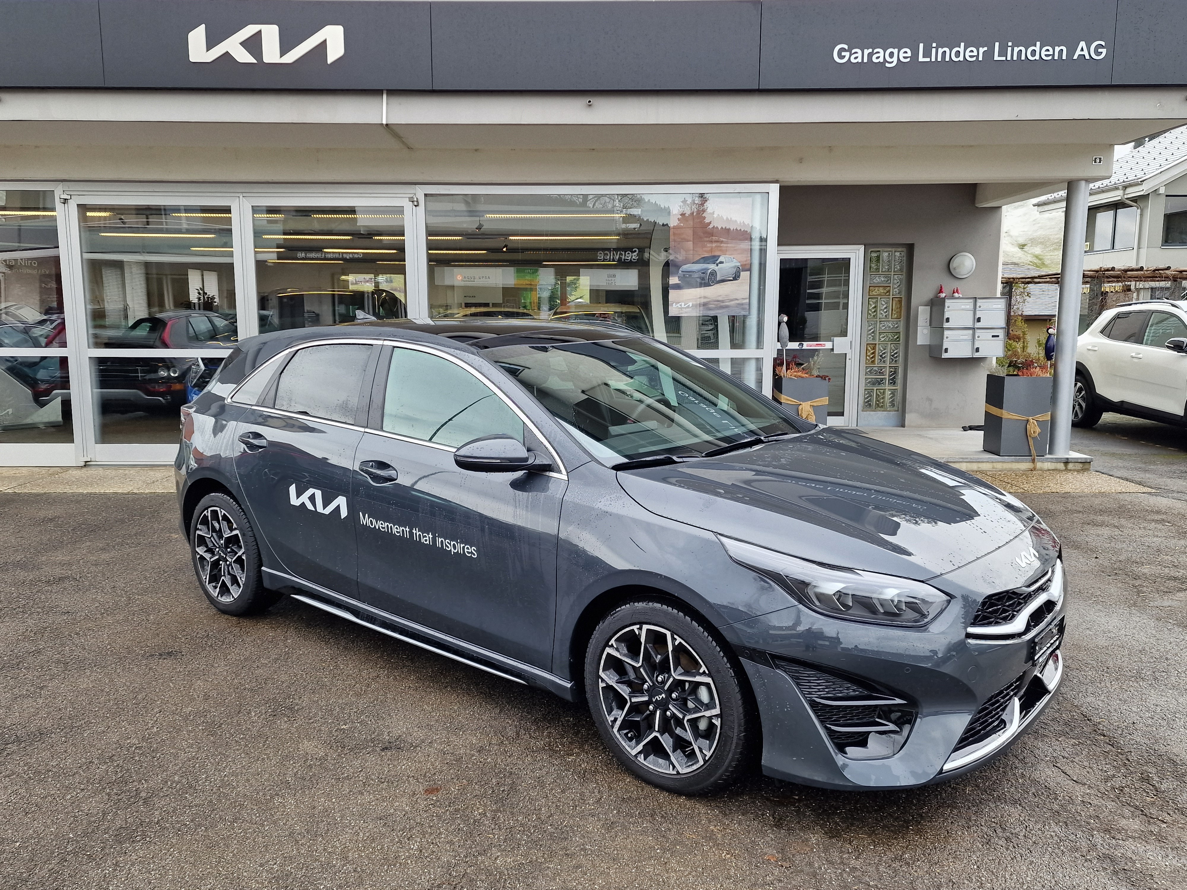 KIA Ceed 1.5 T-GDi GT Line DCT (Limousine) KIA KIA Ceed 1.5 T-GDi GT Line DCT (Limousine)