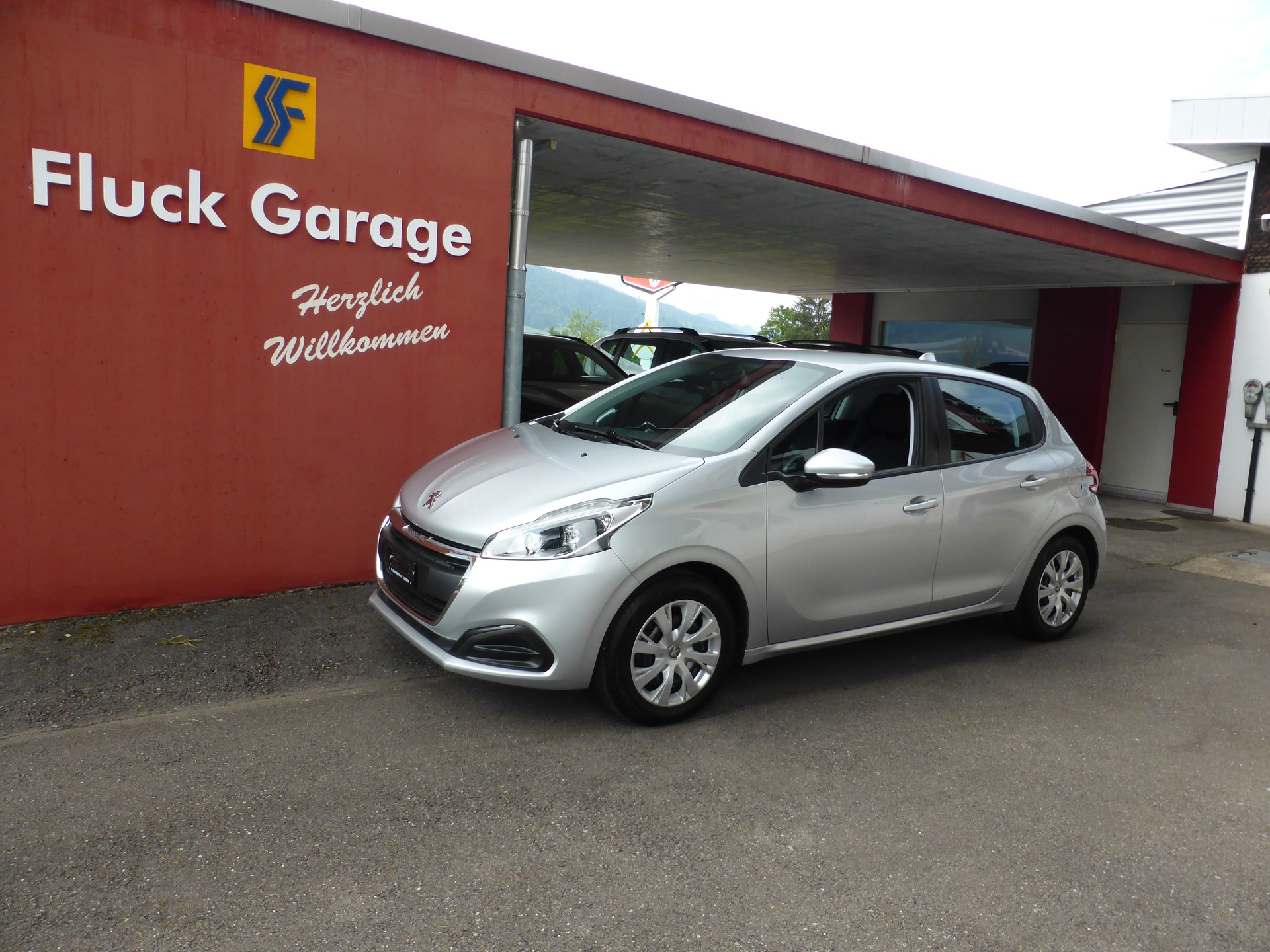 PEUGEOT 208 1.2 PureTech Active