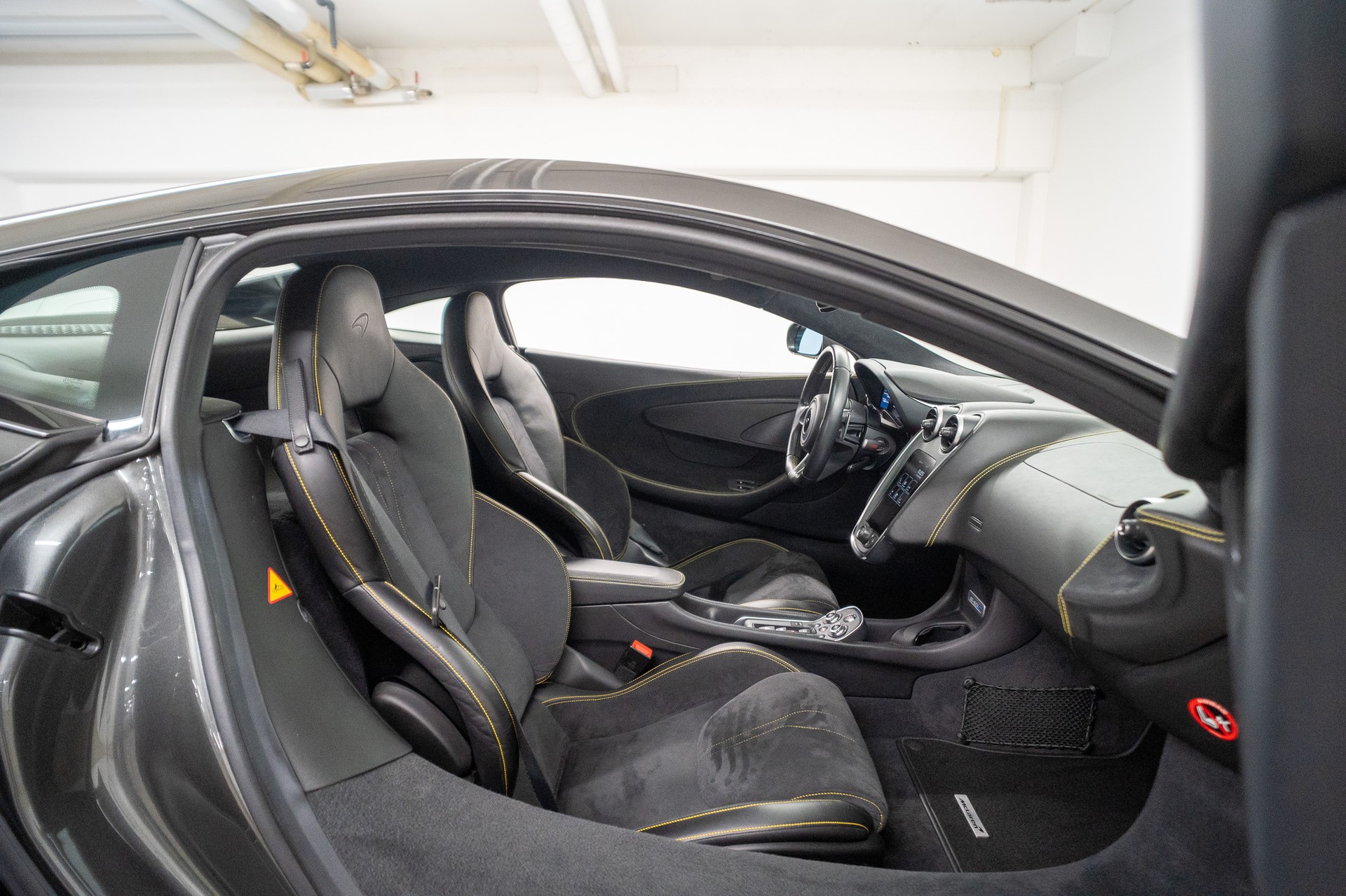McLAREN 540C Coupé 3.8 V8 SSG-image-16