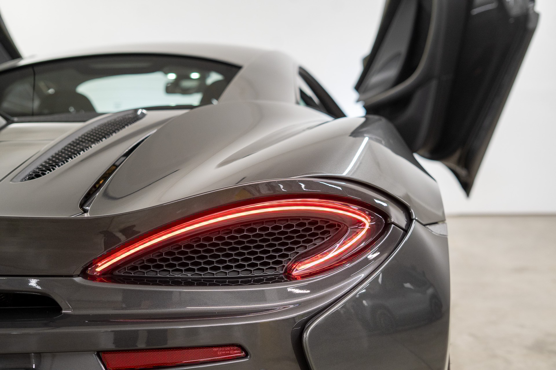 McLAREN 540C Coupé 3.8 V8 SSG-image-9