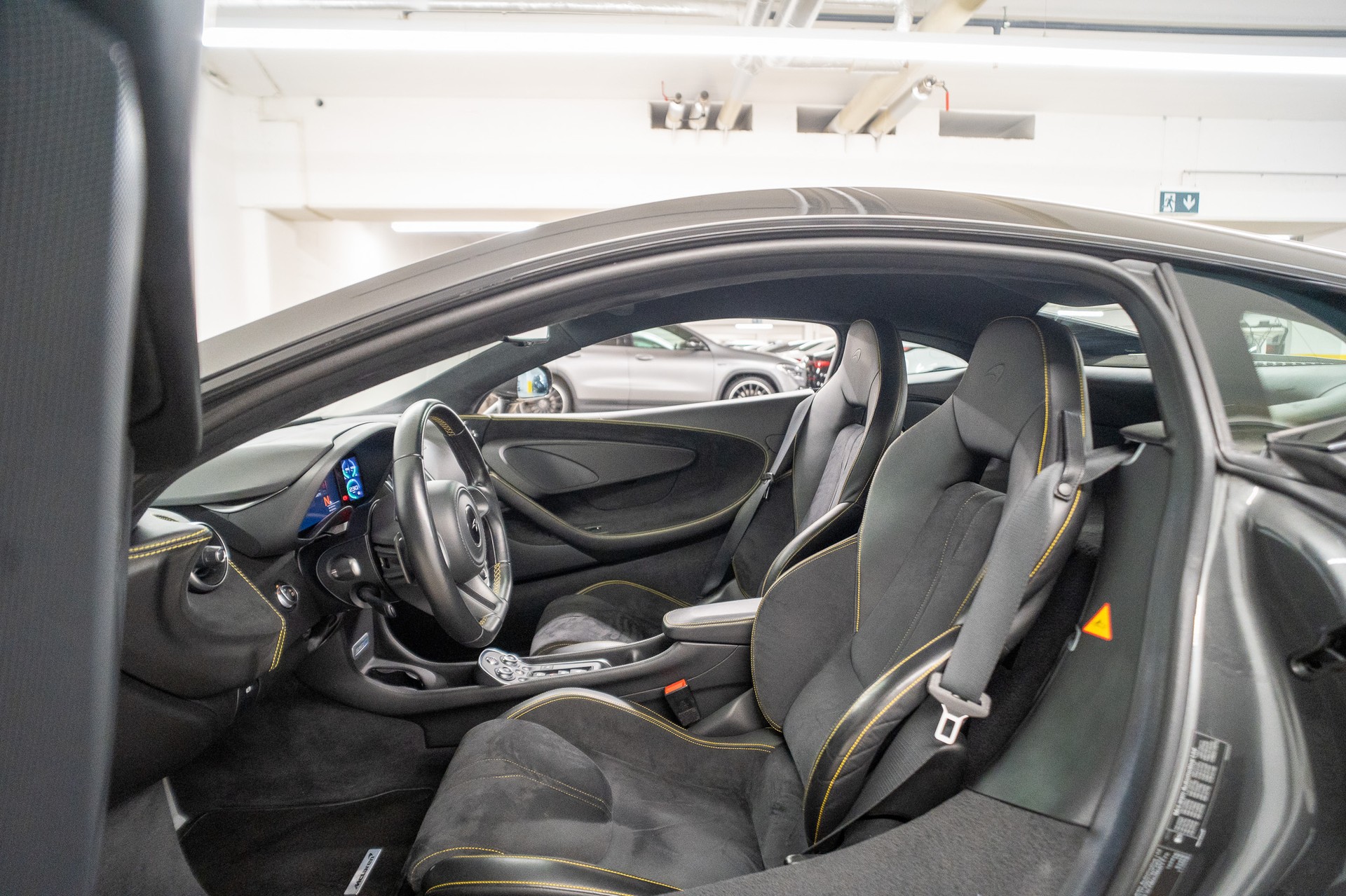 McLAREN 540C Coupé 3.8 V8 SSG-image-15
