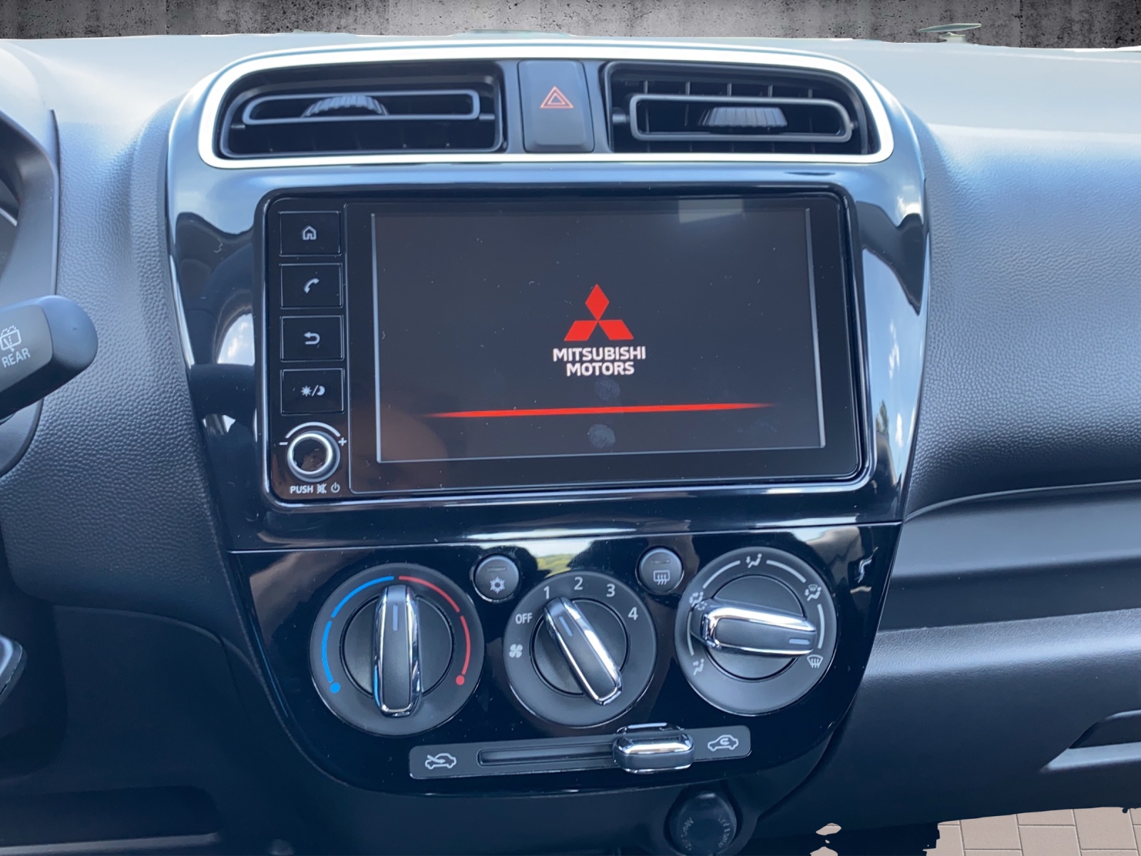 MITSUBISHI Space Star 1.2 MIVEC Inform-image-12