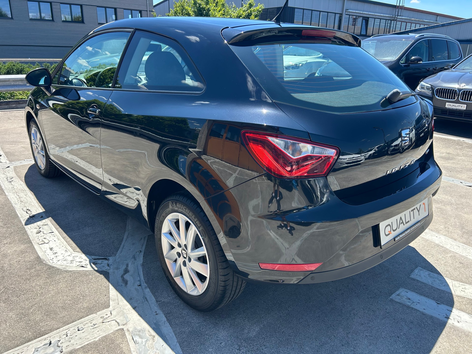 SEAT Ibiza SC 1.2 TSI Style-showroom-element-2