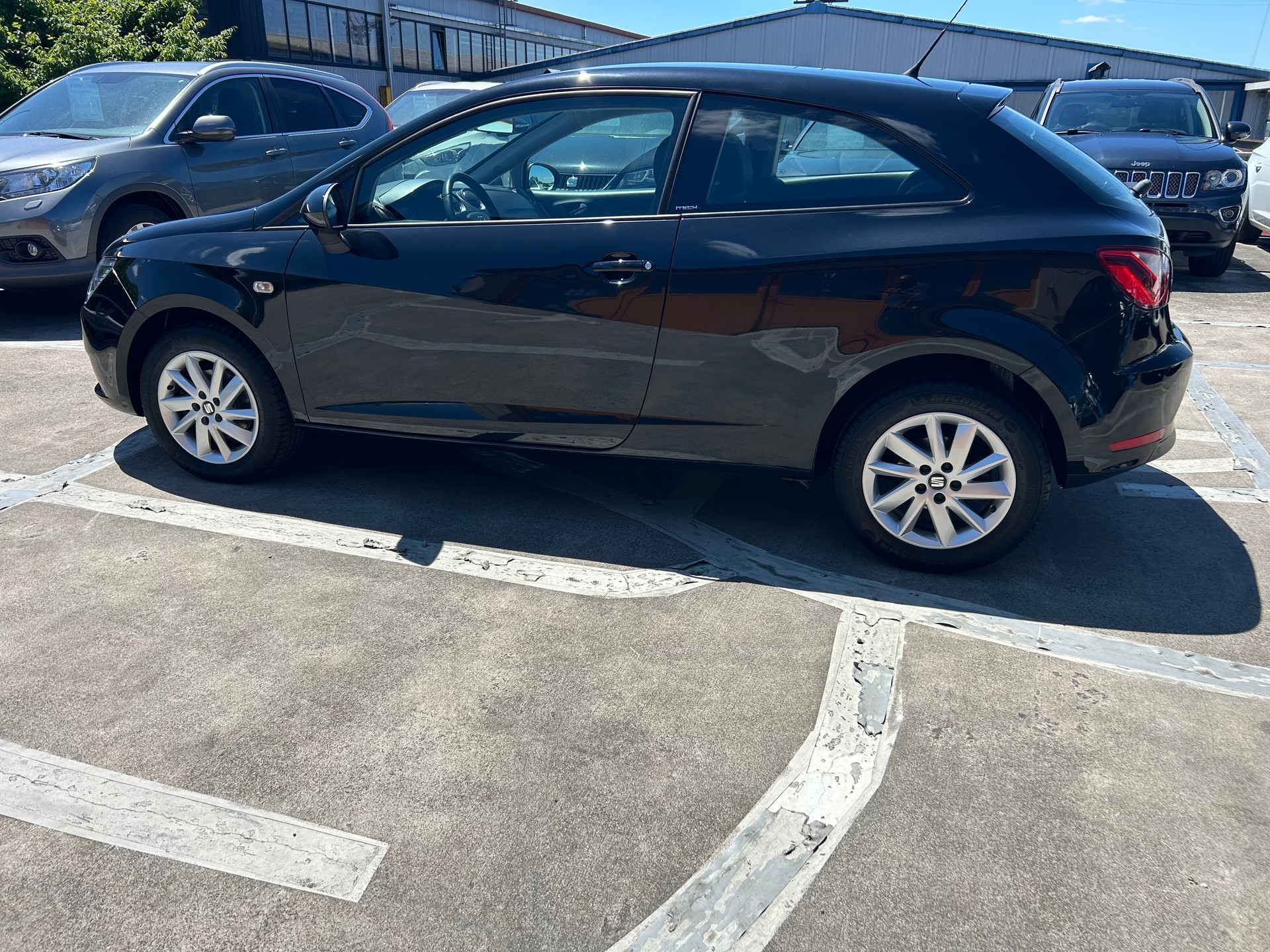 SEAT Ibiza SC 1.2 TSI Style-showroom-element-1