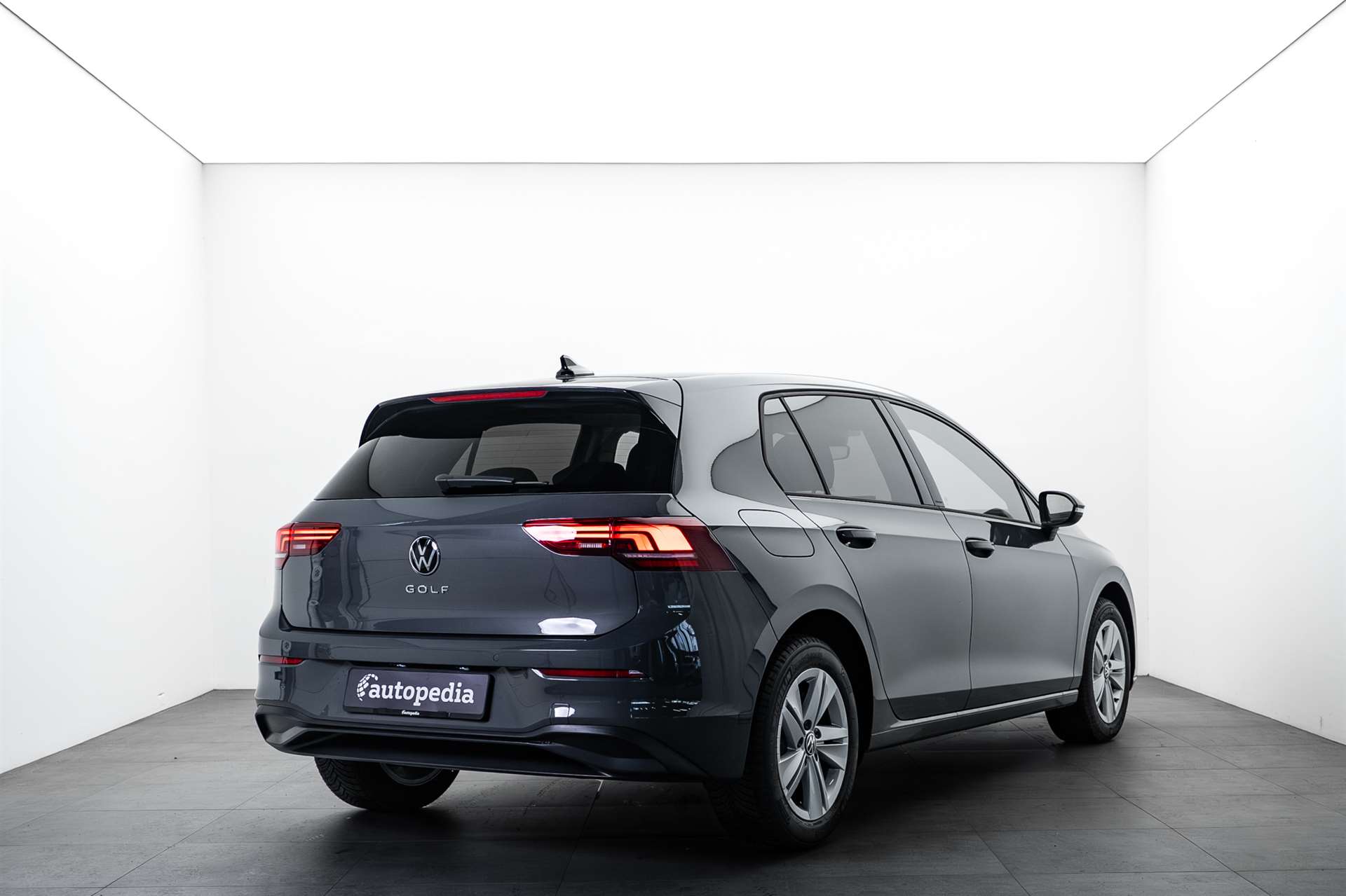 VW Golf 1.5 TSI Life Extra-Garantie-showroom-element-2