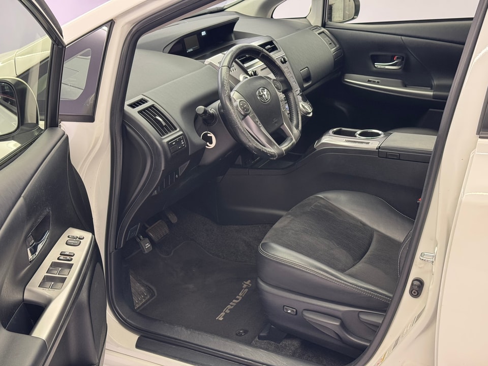 PRIUS PLUS Hybrid 1.8 Sol