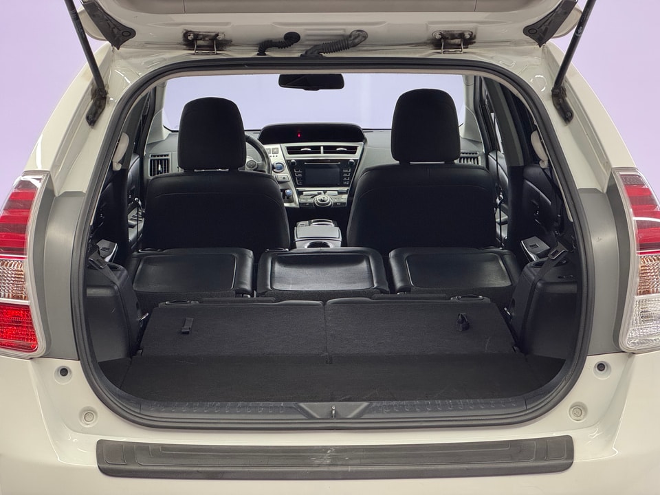 PRIUS PLUS Hybrid 1.8 Sol