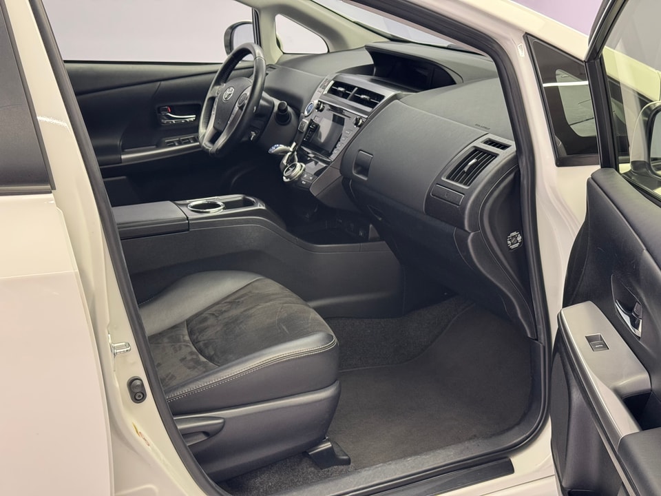 PRIUS PLUS Hybrid 1.8 Sol