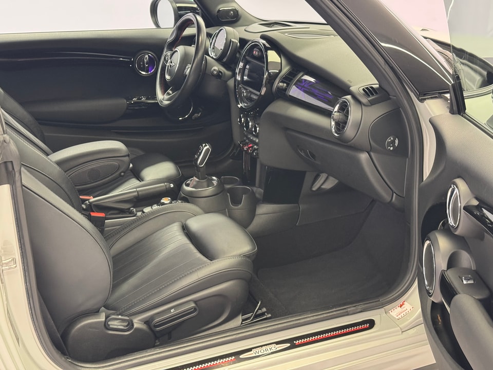 Cabrio F57 2.0i John Cooper Works SAG