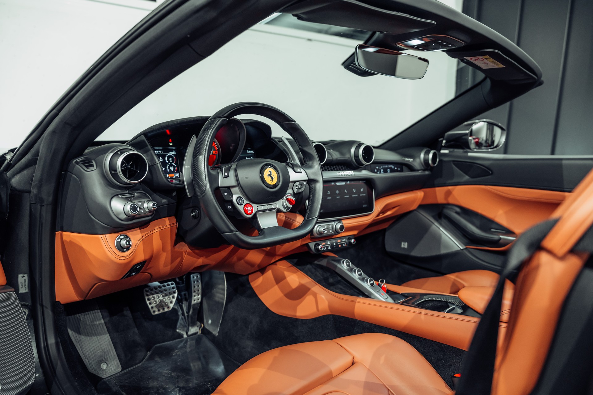 FERRARI Portofino 3.9 V8 T-image-16