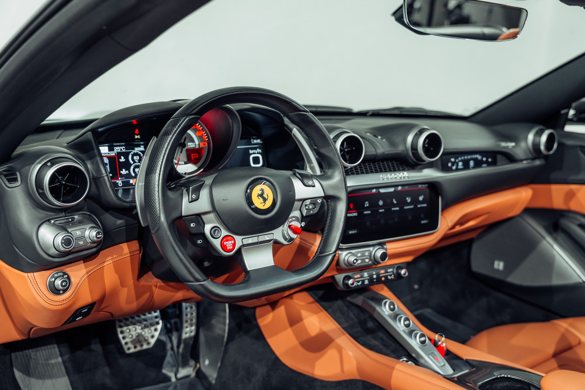 FERRARI Portofino 3.9 V8 T-image-17