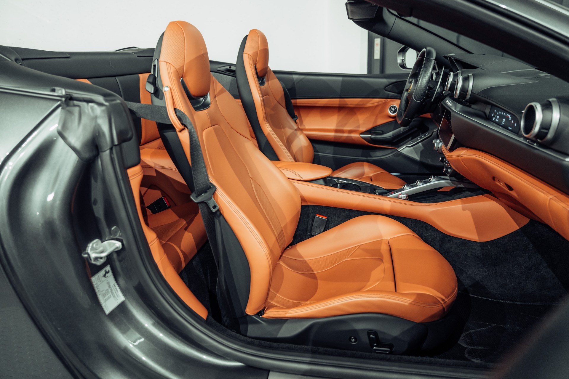 FERRARI Portofino 3.9 V8 T-image-27