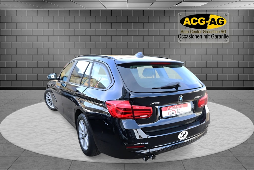 BMW 320d xDrive Touring Steptronic ** Voll-Leder Ausstattung ** Navi  mit RF -Kamera ** PDC ** Frisch ab MFK & Service **-showroom-element-3