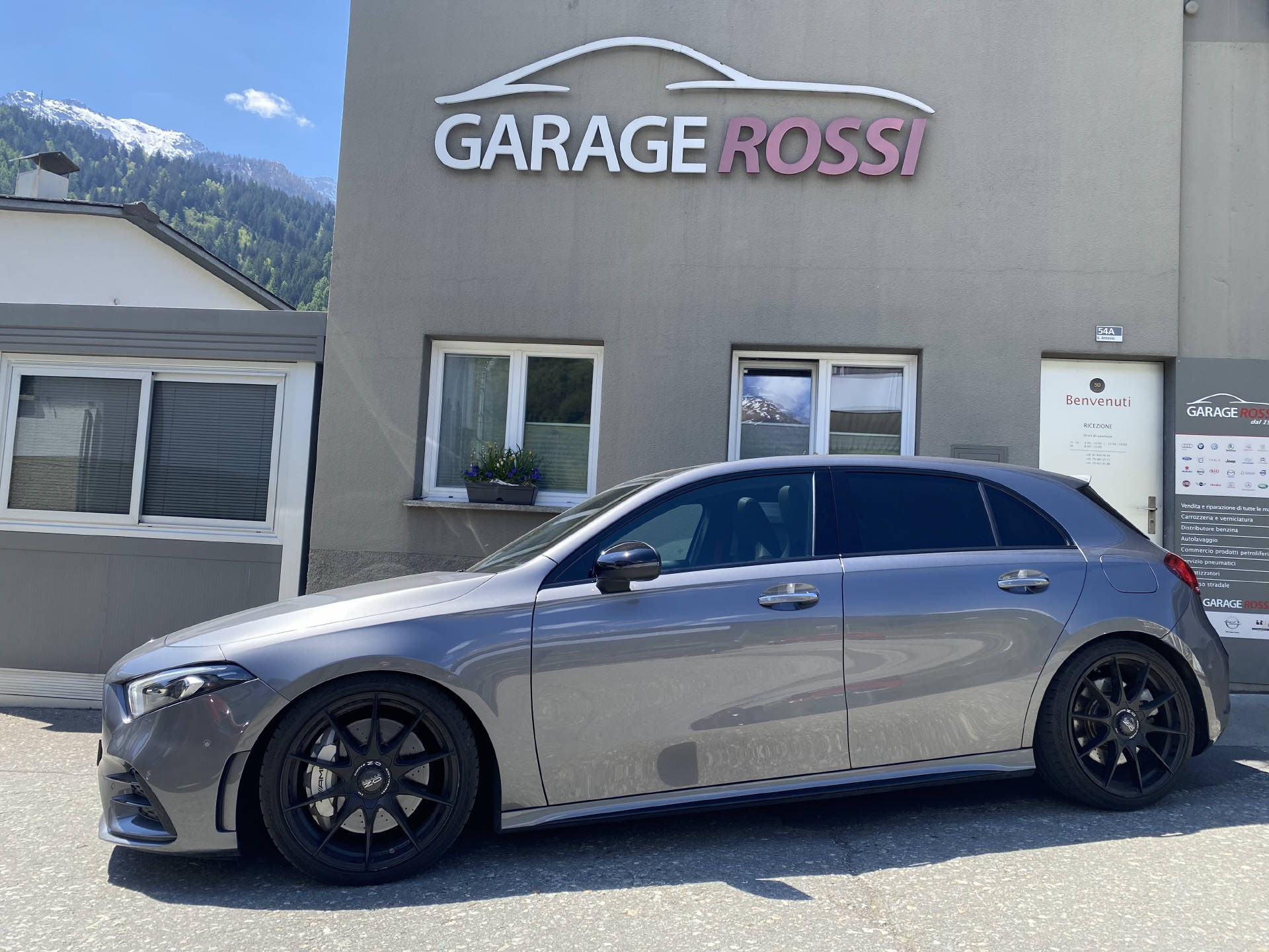 MERCEDES-BENZ A 35 AMG 4matic