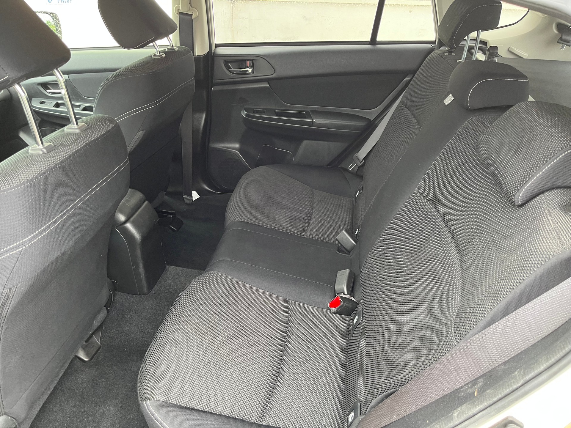 SUBARU XV 2.0 Swiss Two AWD CVT-image-10