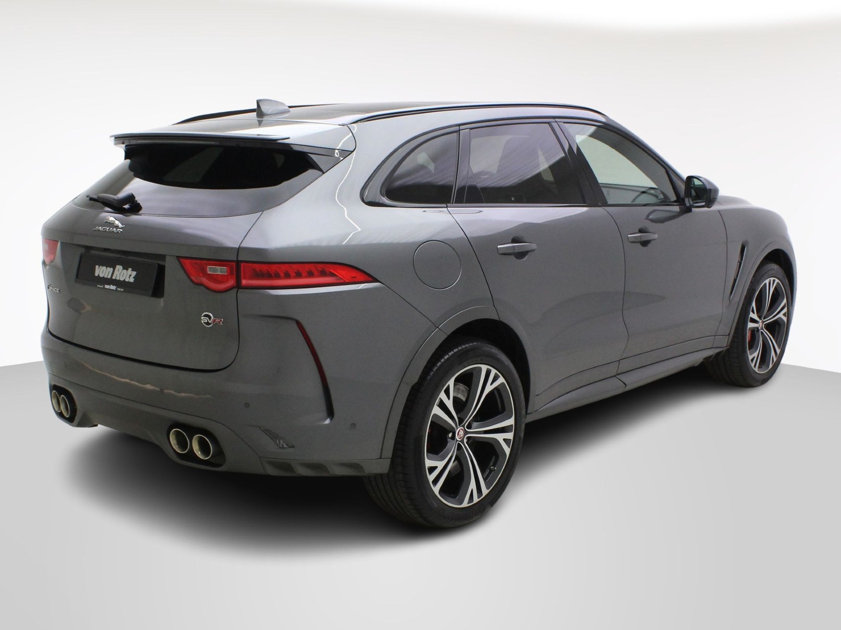 JAGUAR F-PACE 5.0 V8 SVR AWD-showroom-element-3