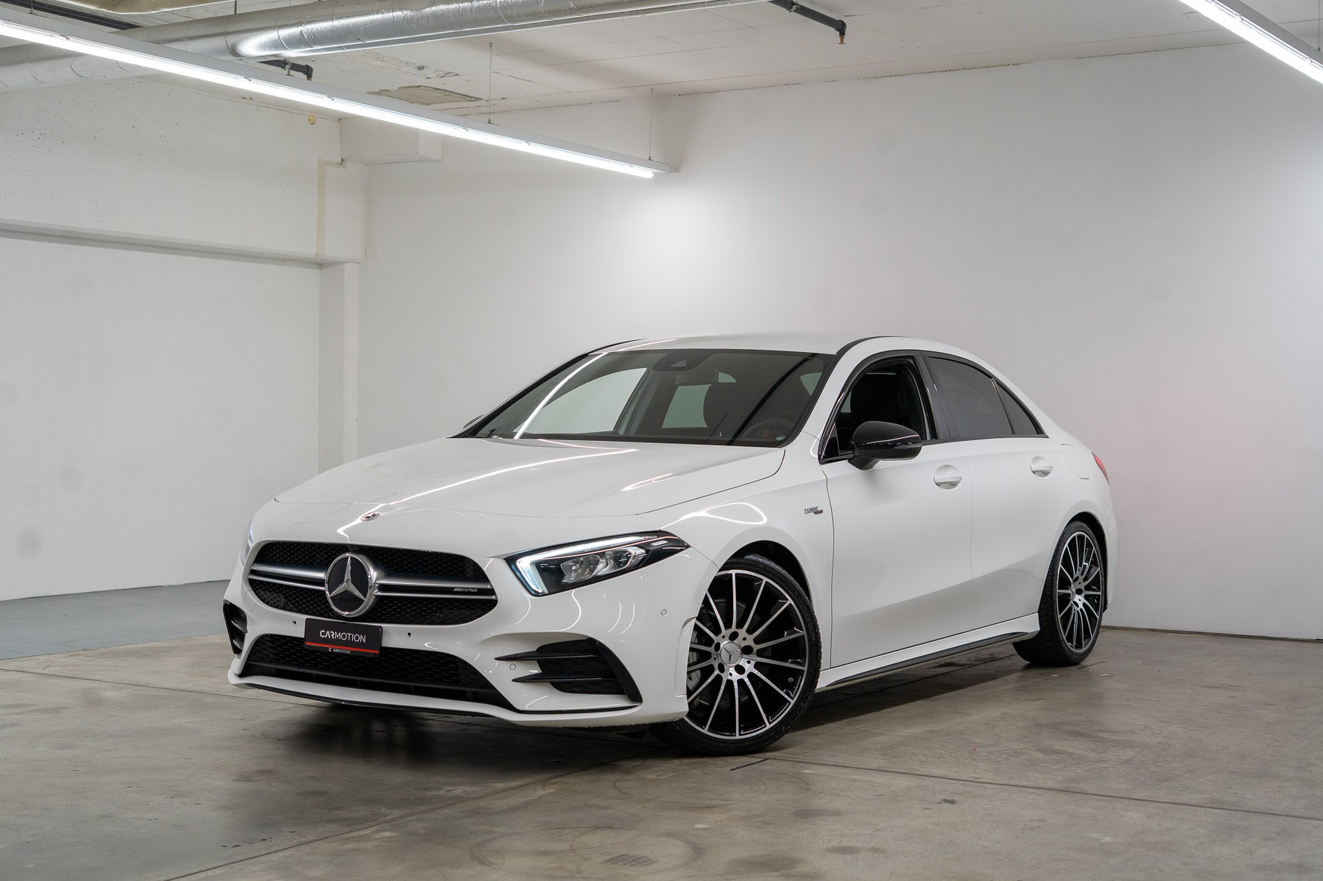 MERCEDES-BENZ A 35 AMG 4matic Limousine