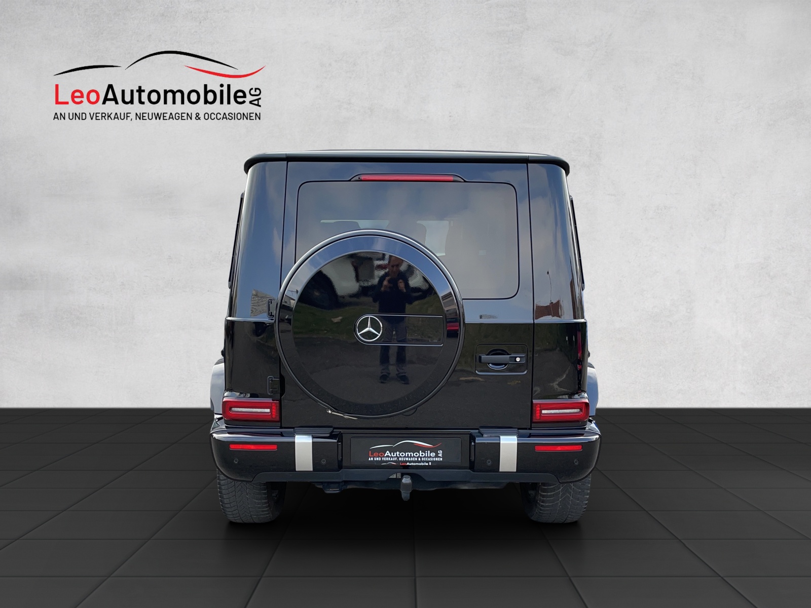 MERCEDES-BENZ G 400 d AMG Line 9G-Tronic-showroom-element-3