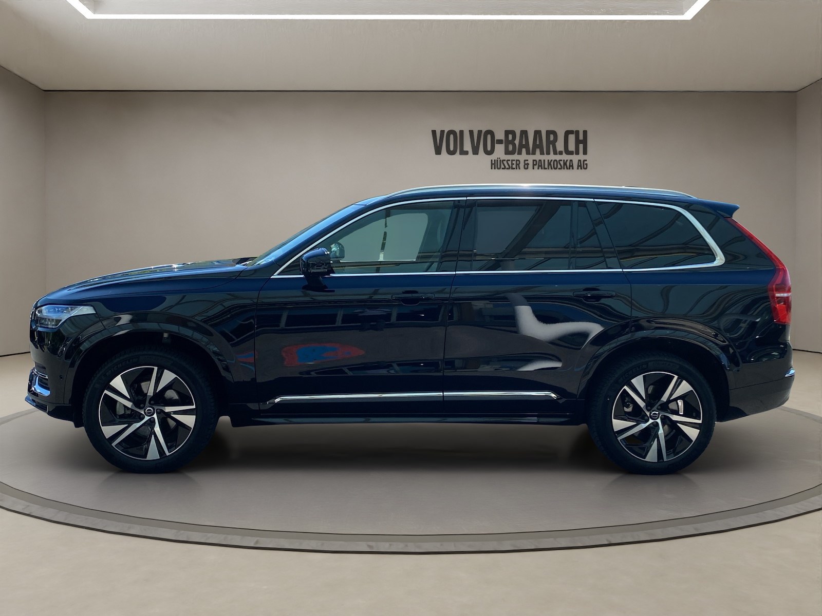 VOLVO XC90 2.0 B5 MH Plus Bright 7P. AWD-showroom-element-1