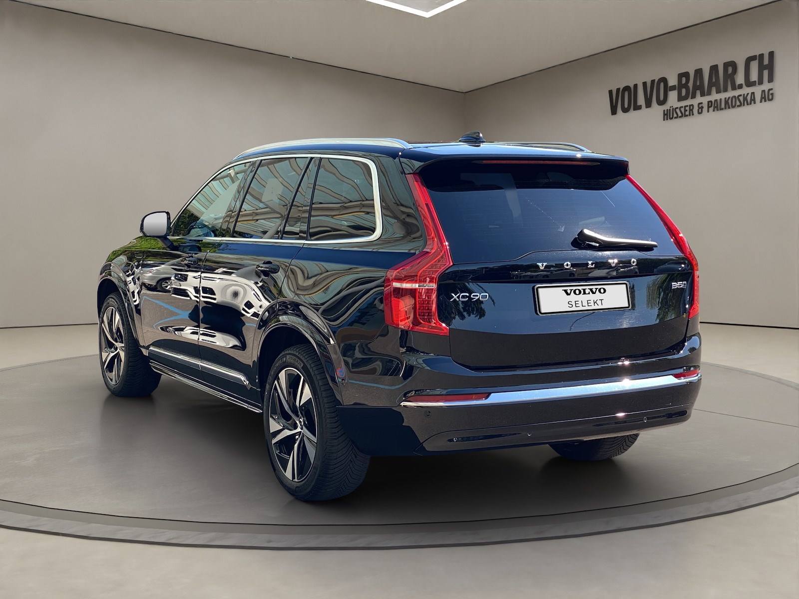 VOLVO XC90 2.0 B5 MH Plus Bright 7P. AWD-showroom-element-2