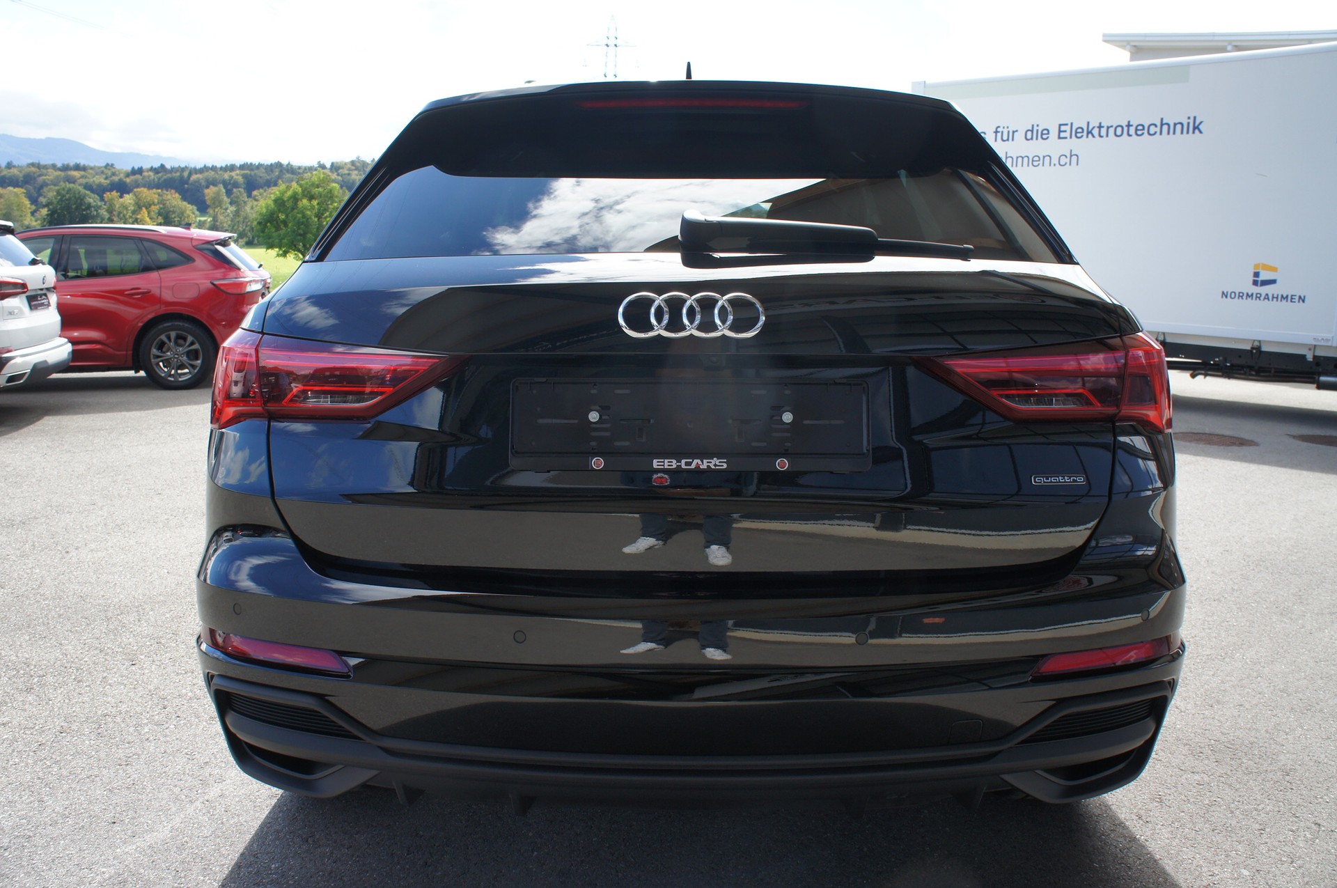 AUDI Q3 Sportback 40 TDI S line quattro S-tronic-showroom-element-3