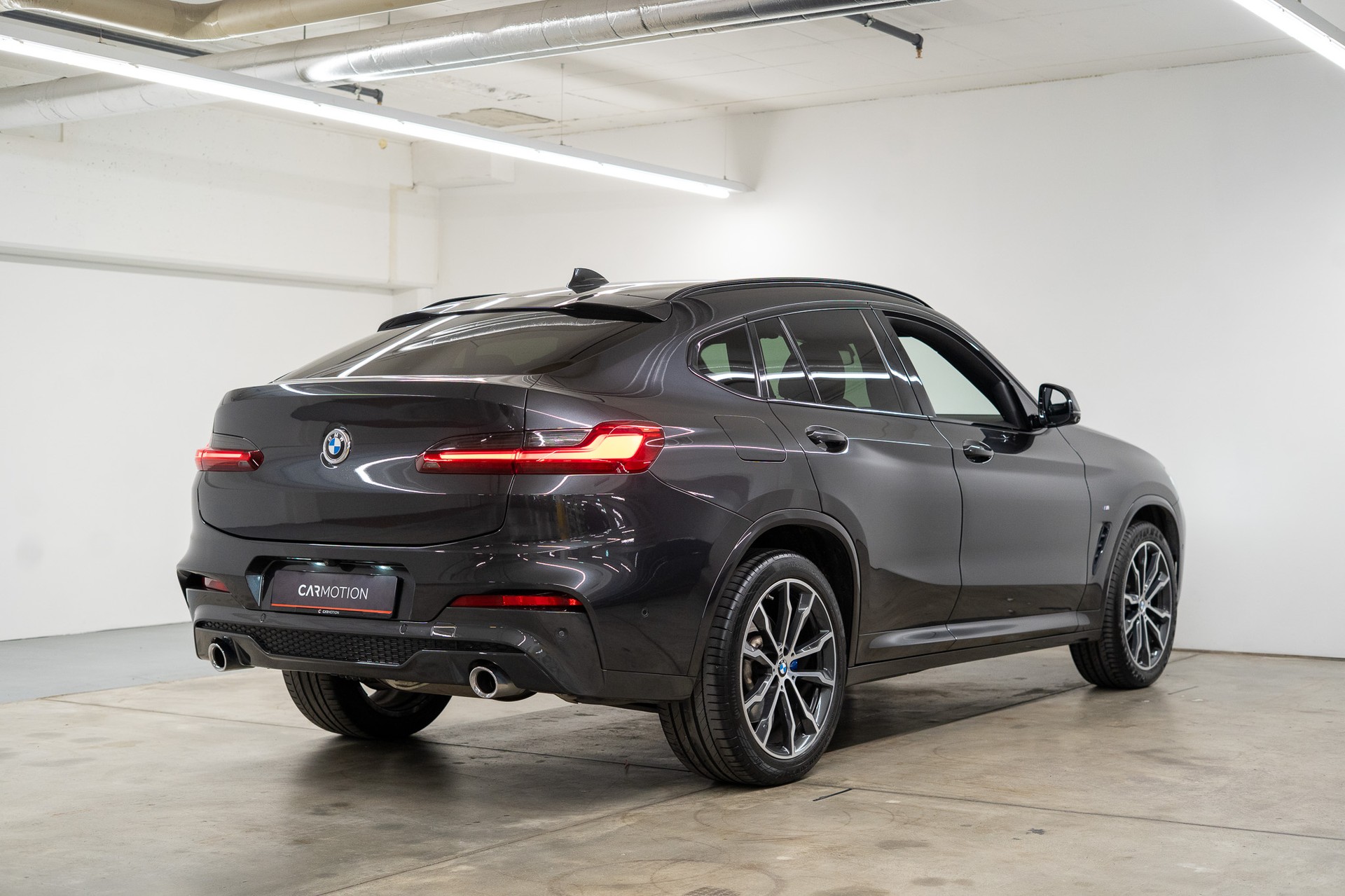 BMW X4 20d xDrive M Sport-showroom-element-3